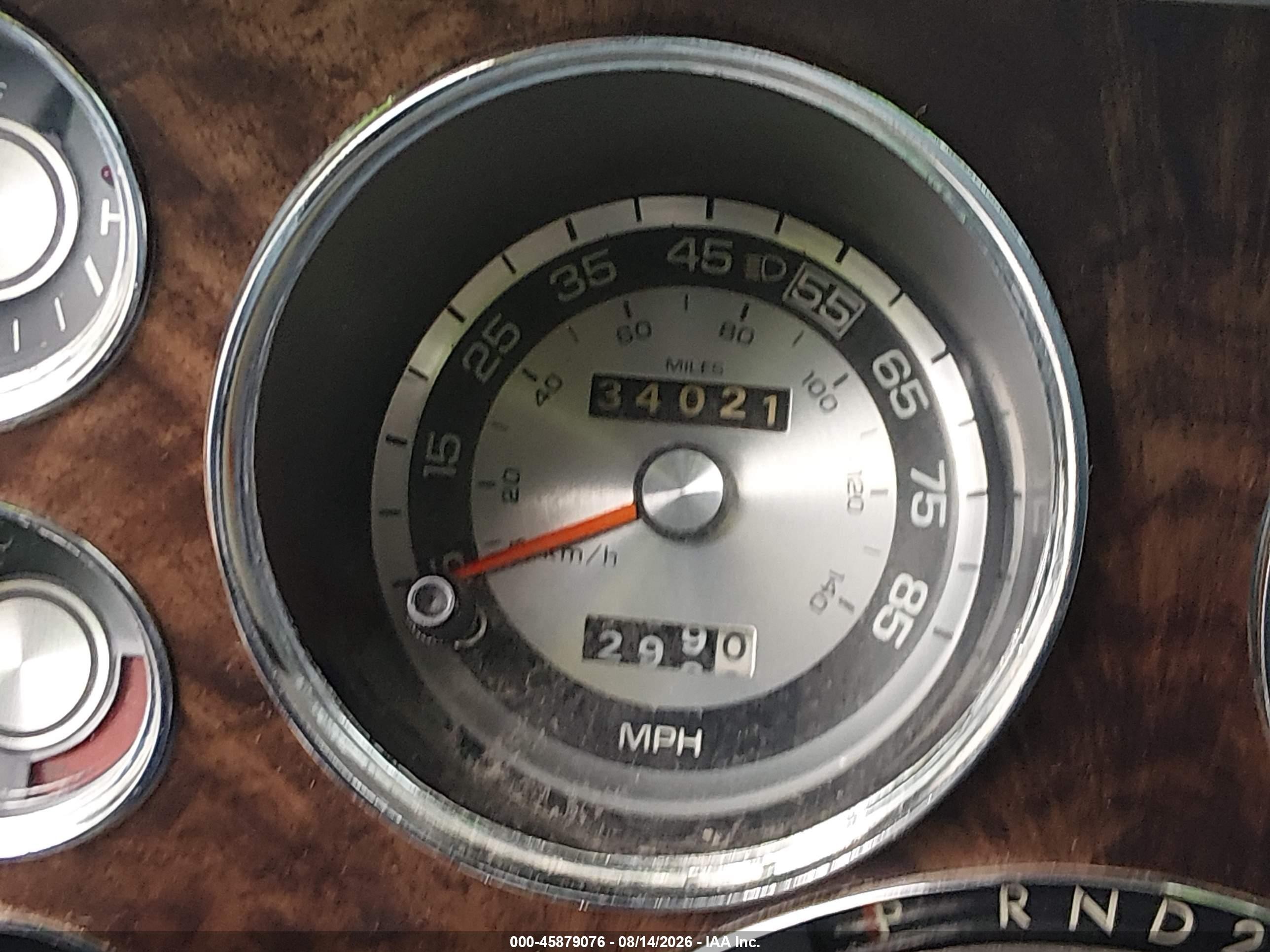 1986 Chrysler Fifth Avenue   White vin: 1C3BF66P3GX569171