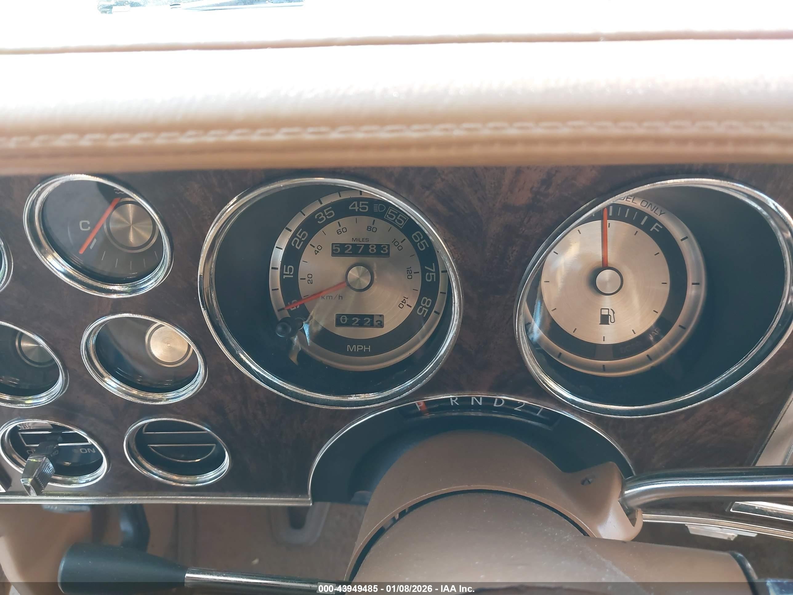 1985 Chrysler Fifth Avenue   Gold vin: 1C3BF66P4FX669004