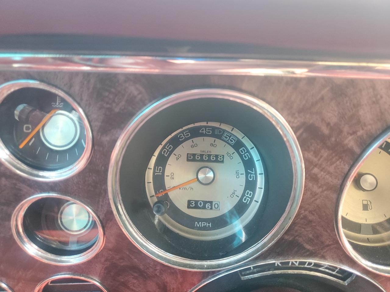 1986 Chrysler Fifth Avenue White vin: 1C3BF66P5GX521316