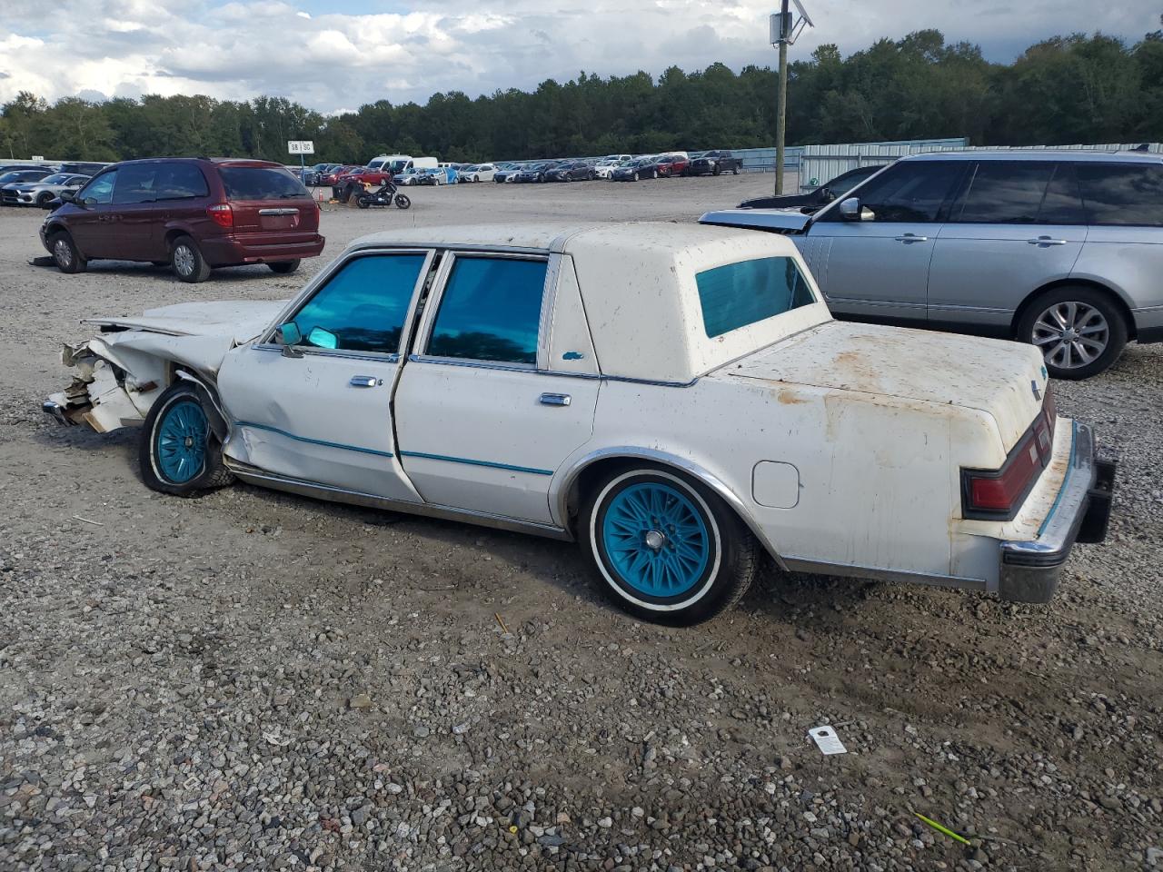 1986 Chrysler Fifth Avenue White vin: 1C3BF66P5GX521316