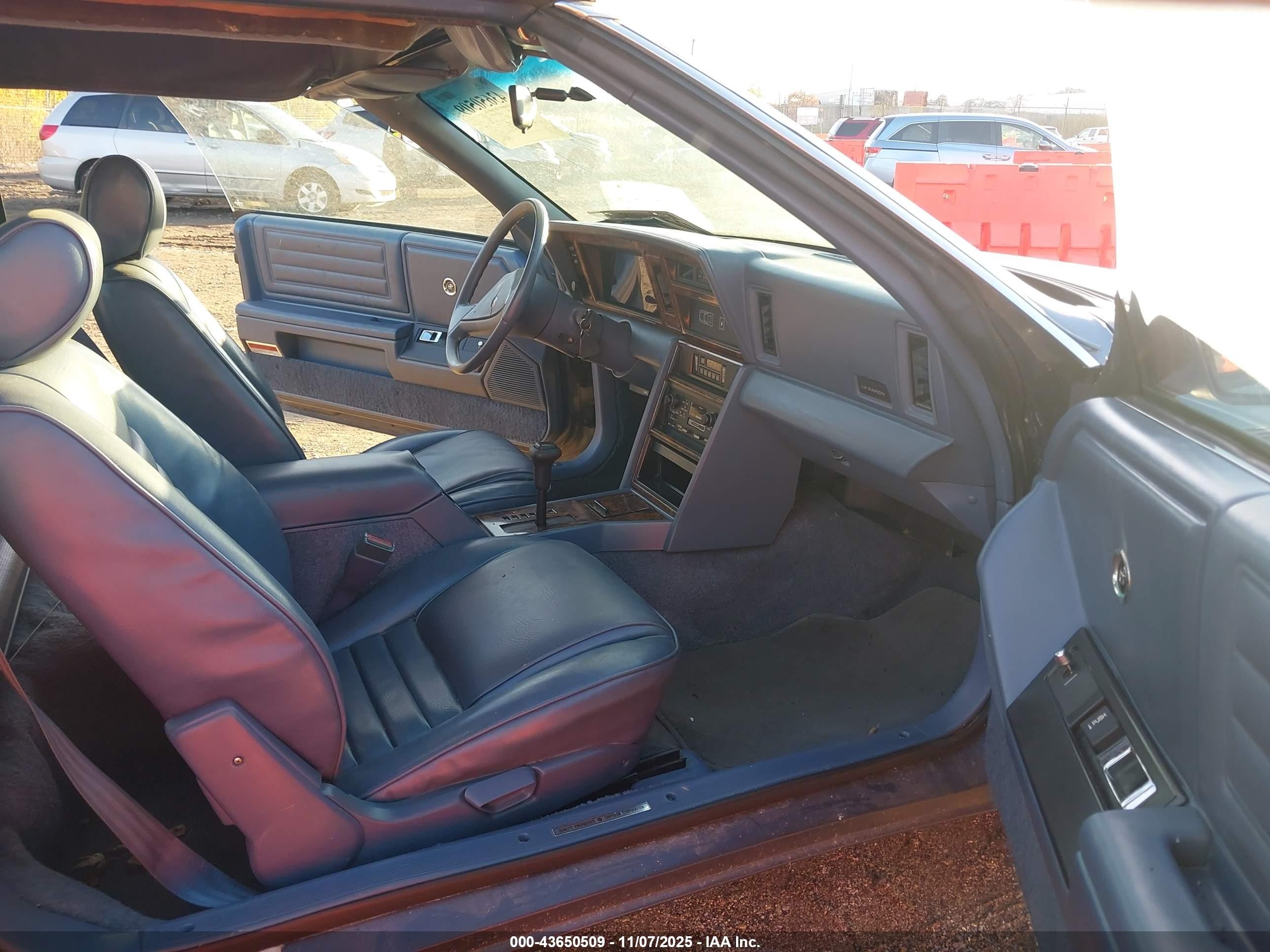 1987 Chrysler Lebaron Premium Синий vin: 1C3BJ55K6HG209506