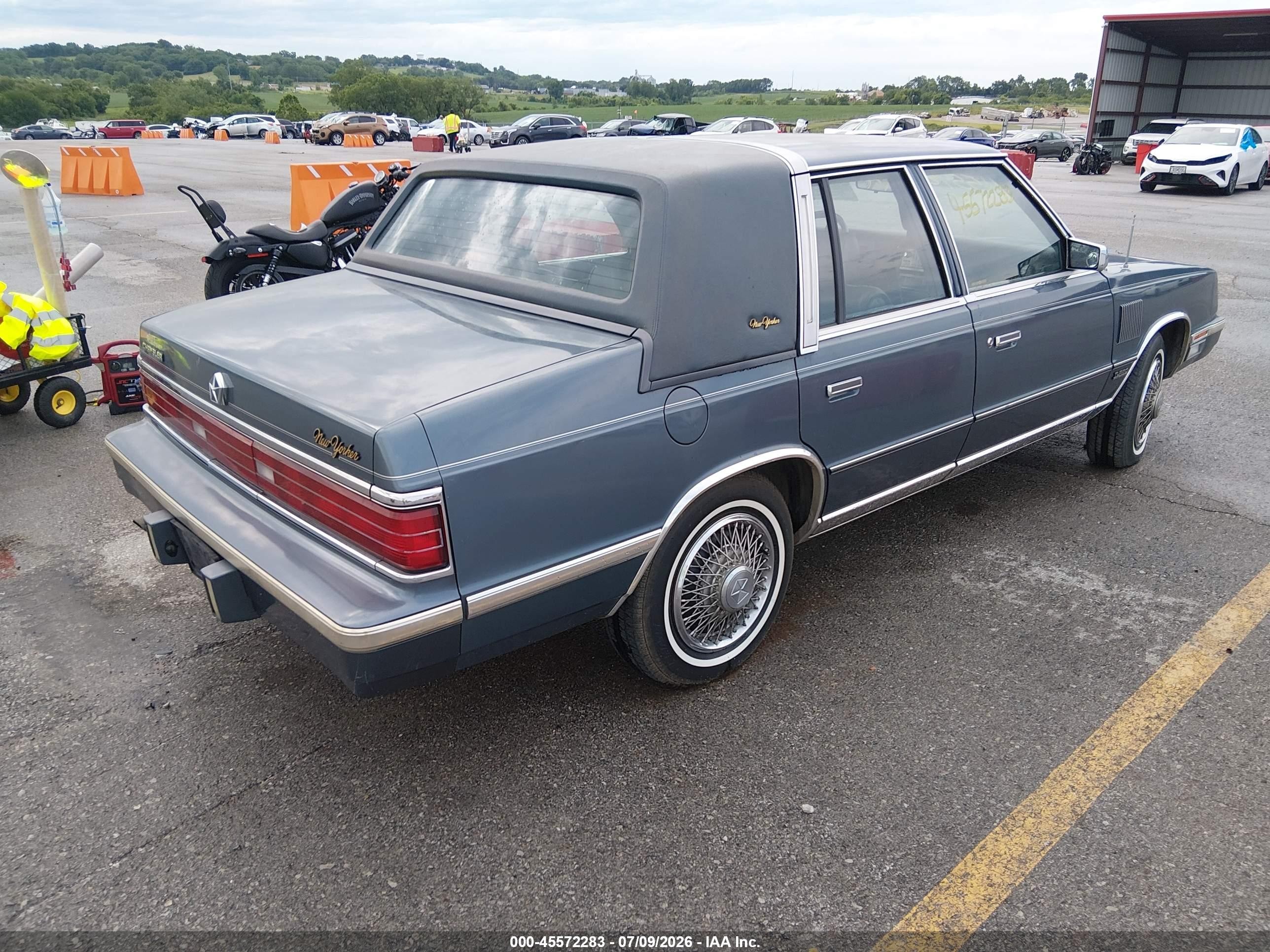 1986 Chrysler New Yorker Blue vin: 1C3BT56E5GC294329