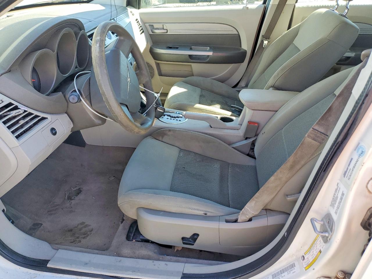 2010 Chrysler Sebring Touring White vin: 1C3CC4FB3AN217748