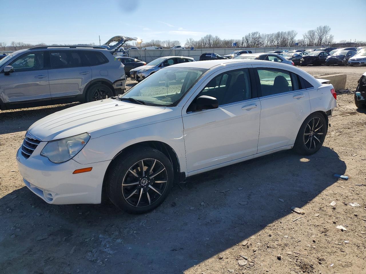 2010 Chrysler Sebring Touring White vin: 1C3CC4FB3AN217748