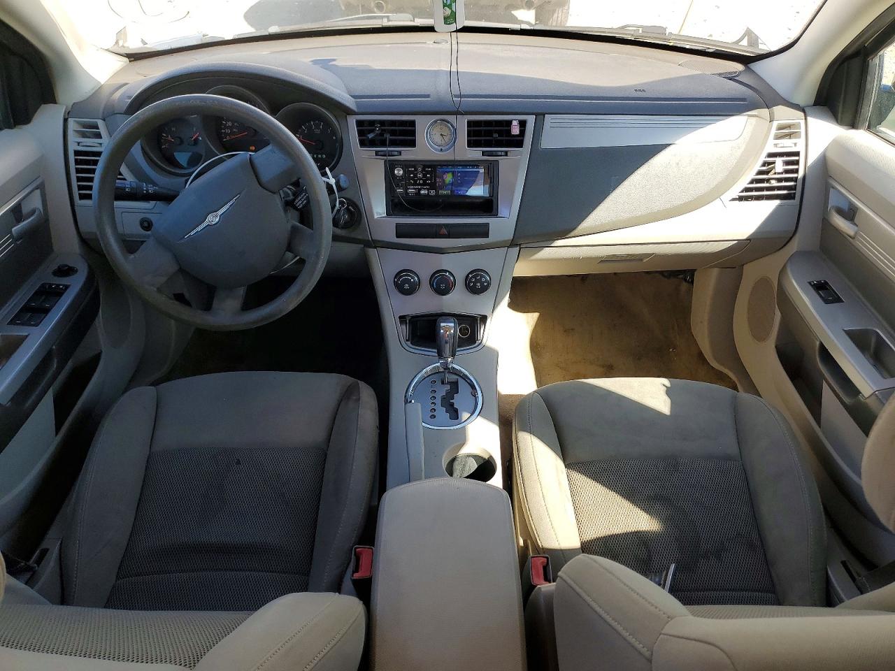 2010 Chrysler Sebring Touring White vin: 1C3CC4FB3AN217748