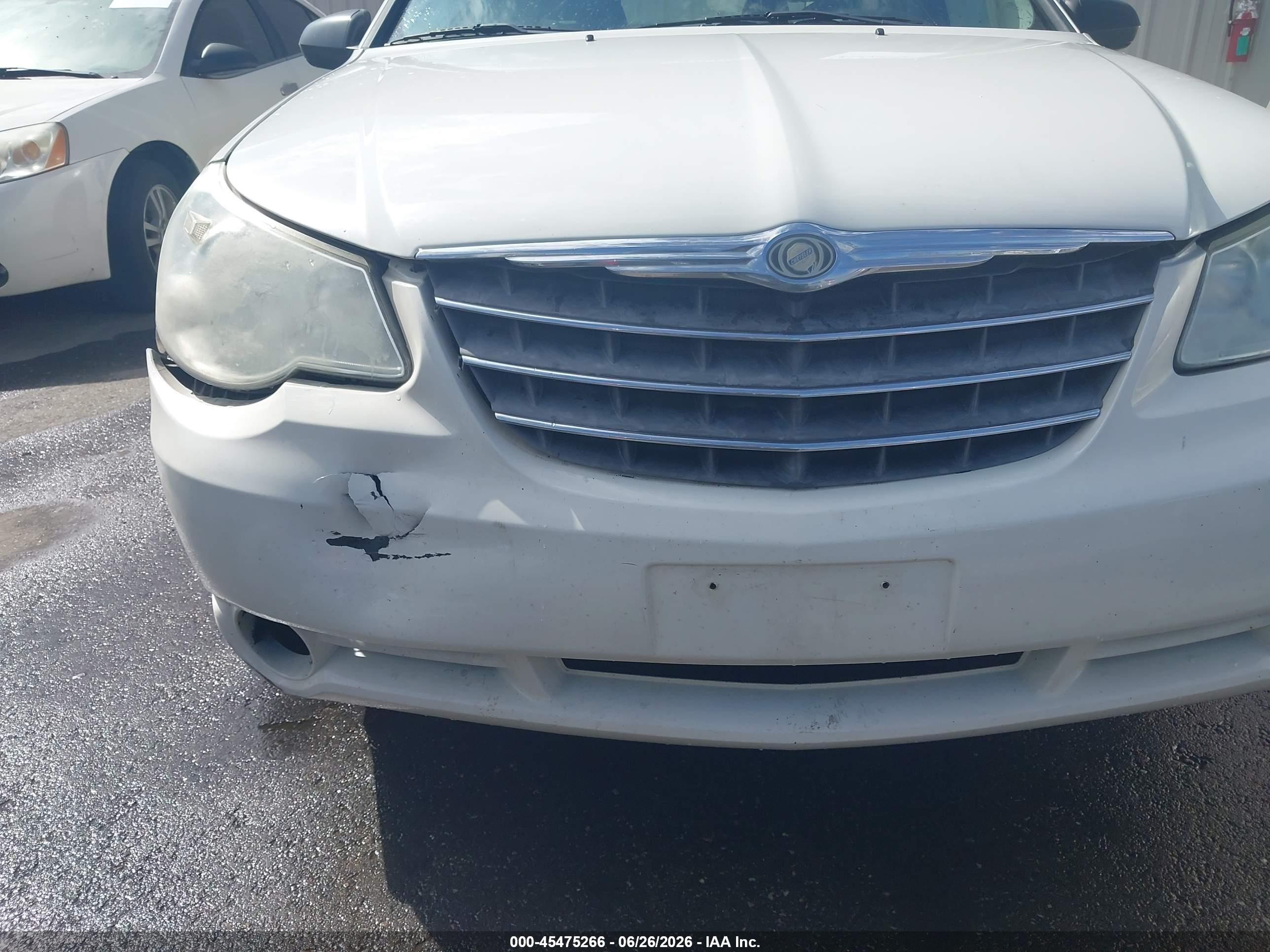 2010 Chrysler Sebring Touring White vin: 1C3CC4FB7AN137935