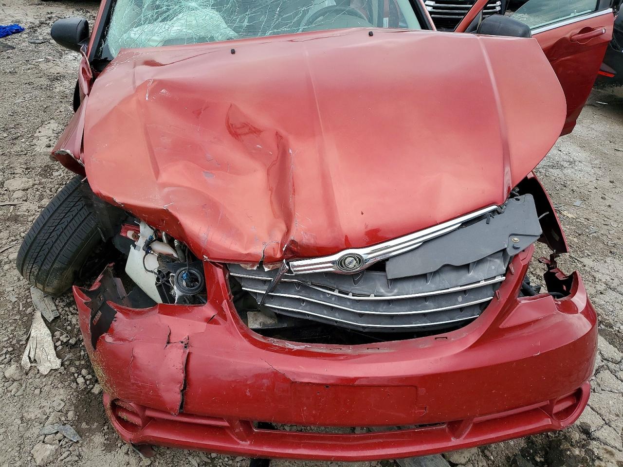 2010 Chrysler Sebring Touring Red vin: 1C3CC4FB8AN177134