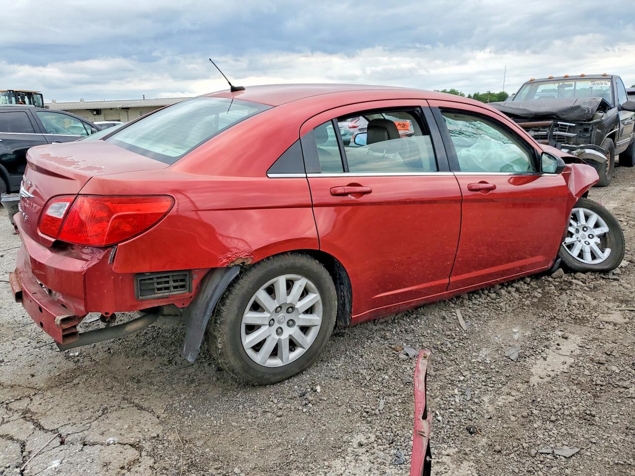 2010 Chrysler Sebring Touring Red vin: 1C3CC4FB8AN177134