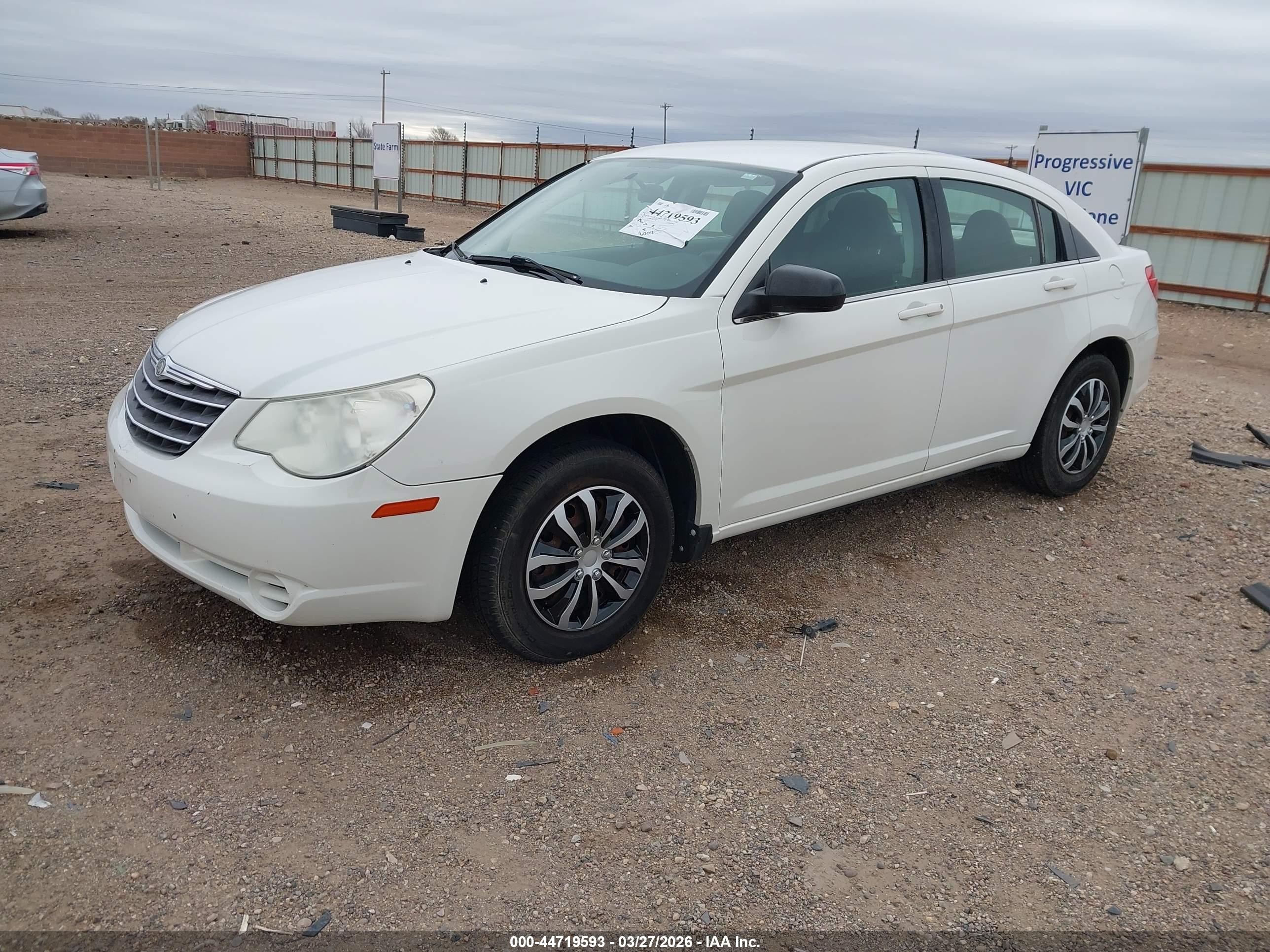 2010 Chrysler Sebring Touring White vin: 1C3CC4FB9AN173593