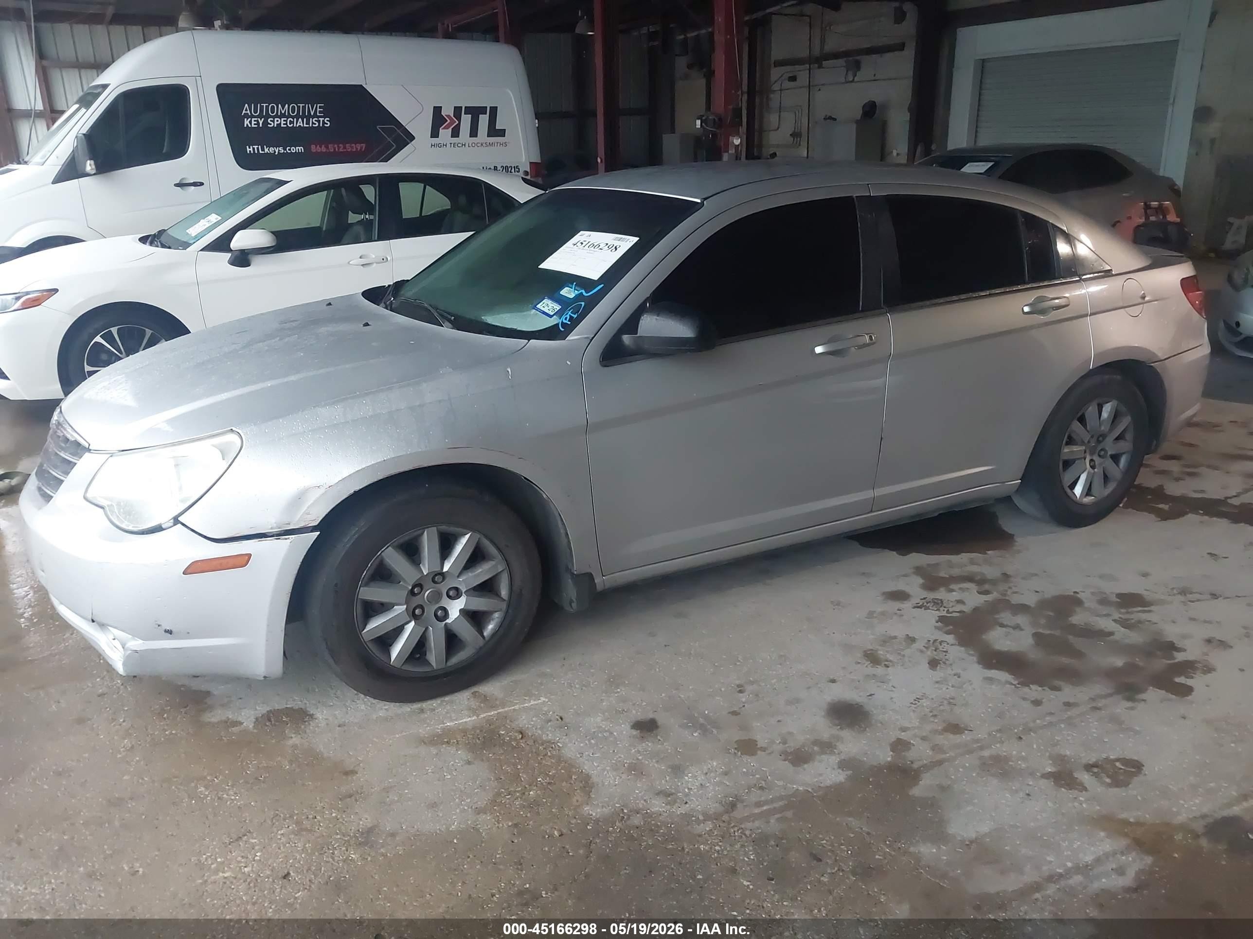 2010 Chrysler Sebring Touring Silver vin: 1C3CC4FBXAN152901