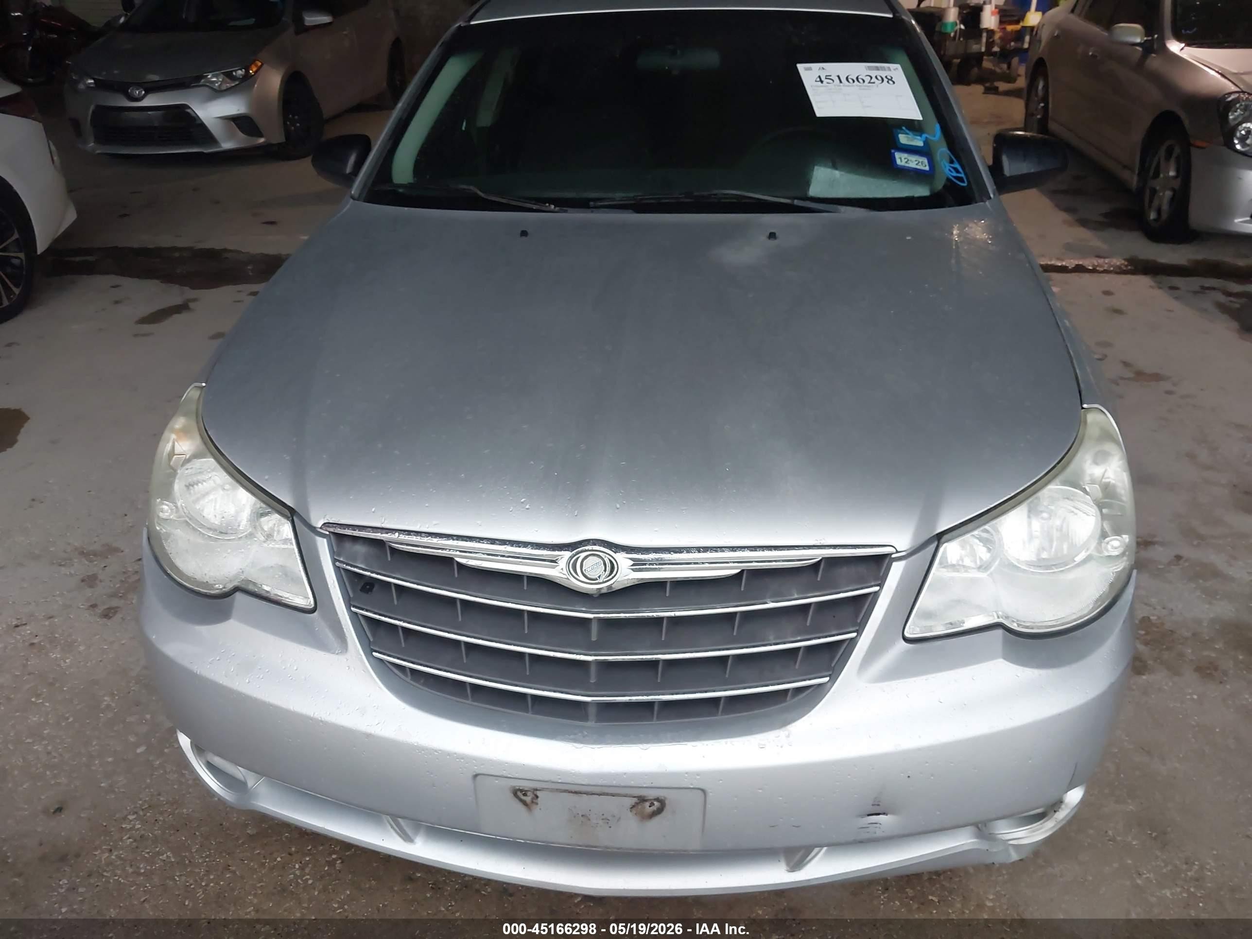 2010 Chrysler Sebring Touring Silver vin: 1C3CC4FBXAN152901