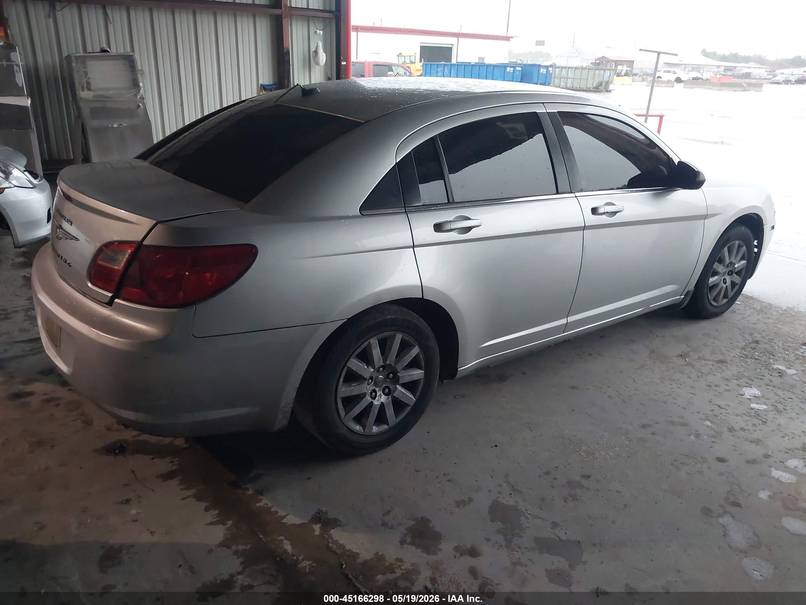 2010 Chrysler Sebring Touring Silver vin: 1C3CC4FBXAN152901