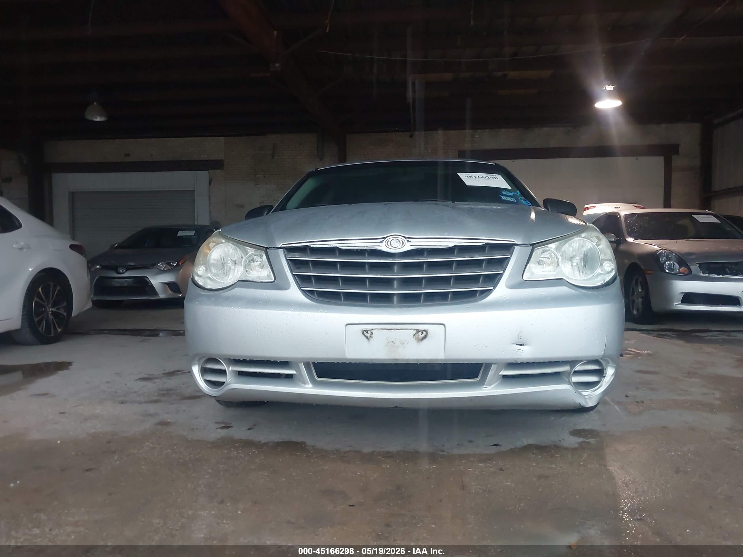 2010 Chrysler Sebring Touring Silver vin: 1C3CC4FBXAN152901