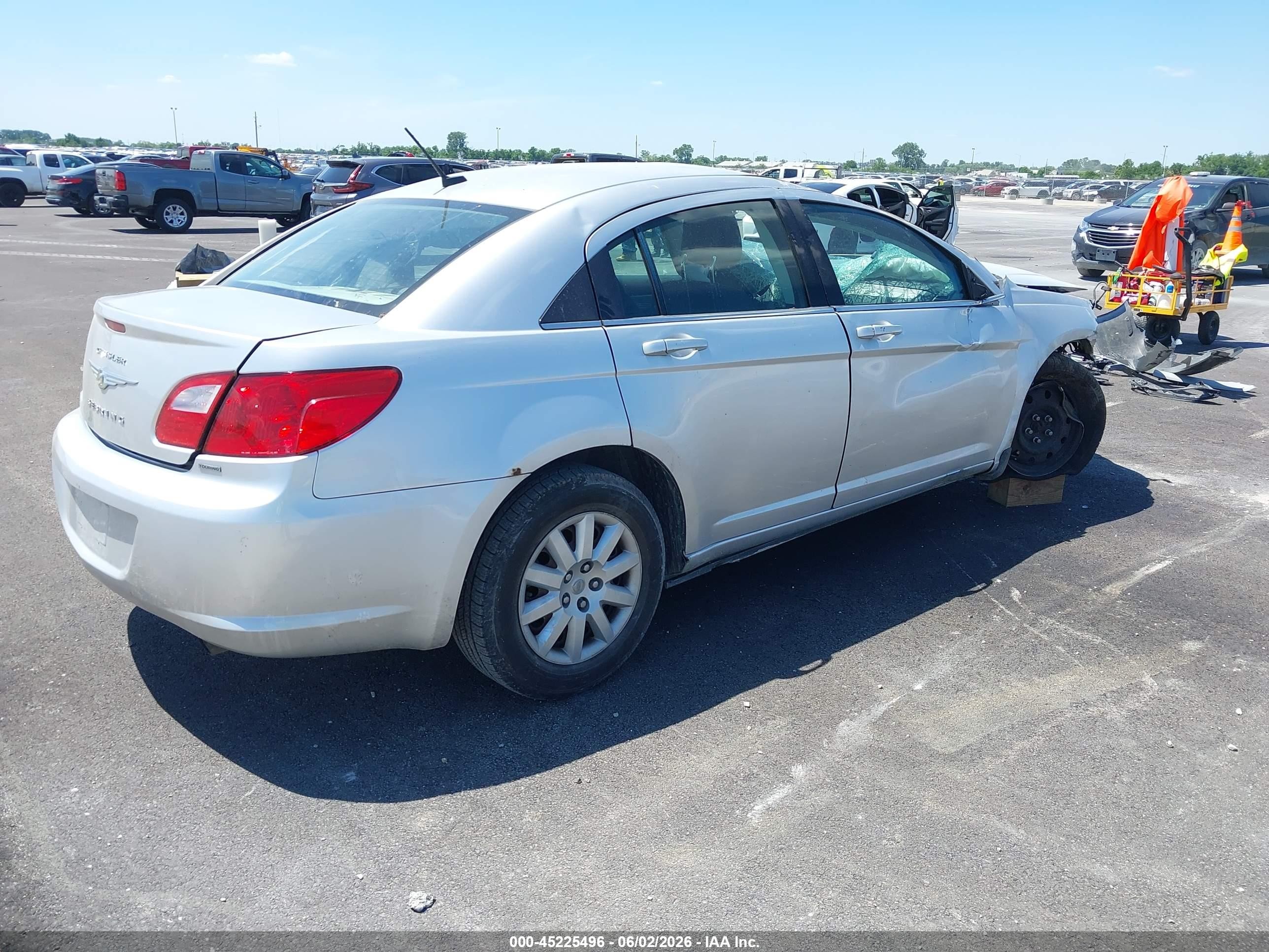 2010 Chrysler Sebring Touring Silver vin: 1C3CC4FBXAN170864