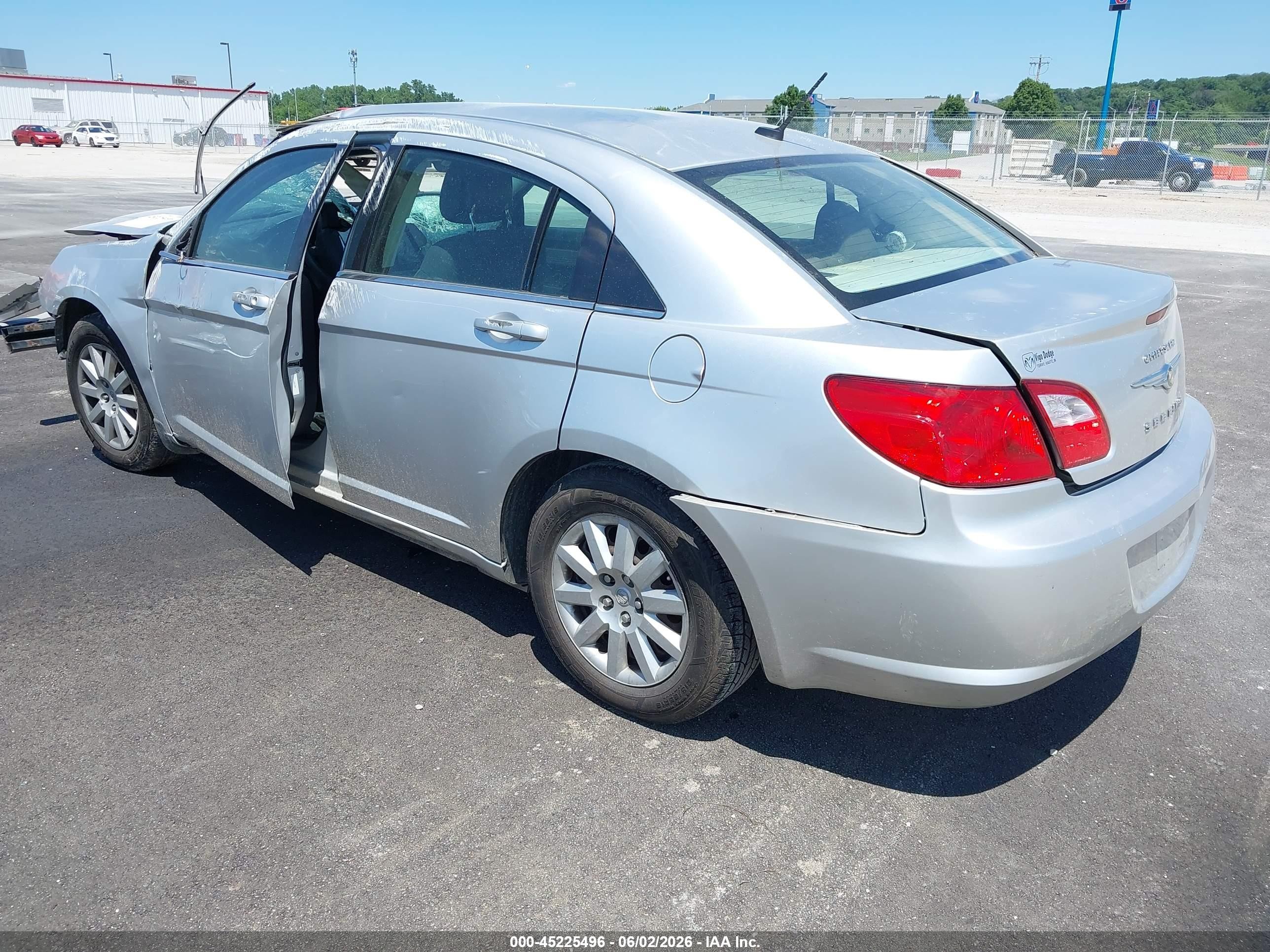 2010 Chrysler Sebring Touring Silver vin: 1C3CC4FBXAN170864