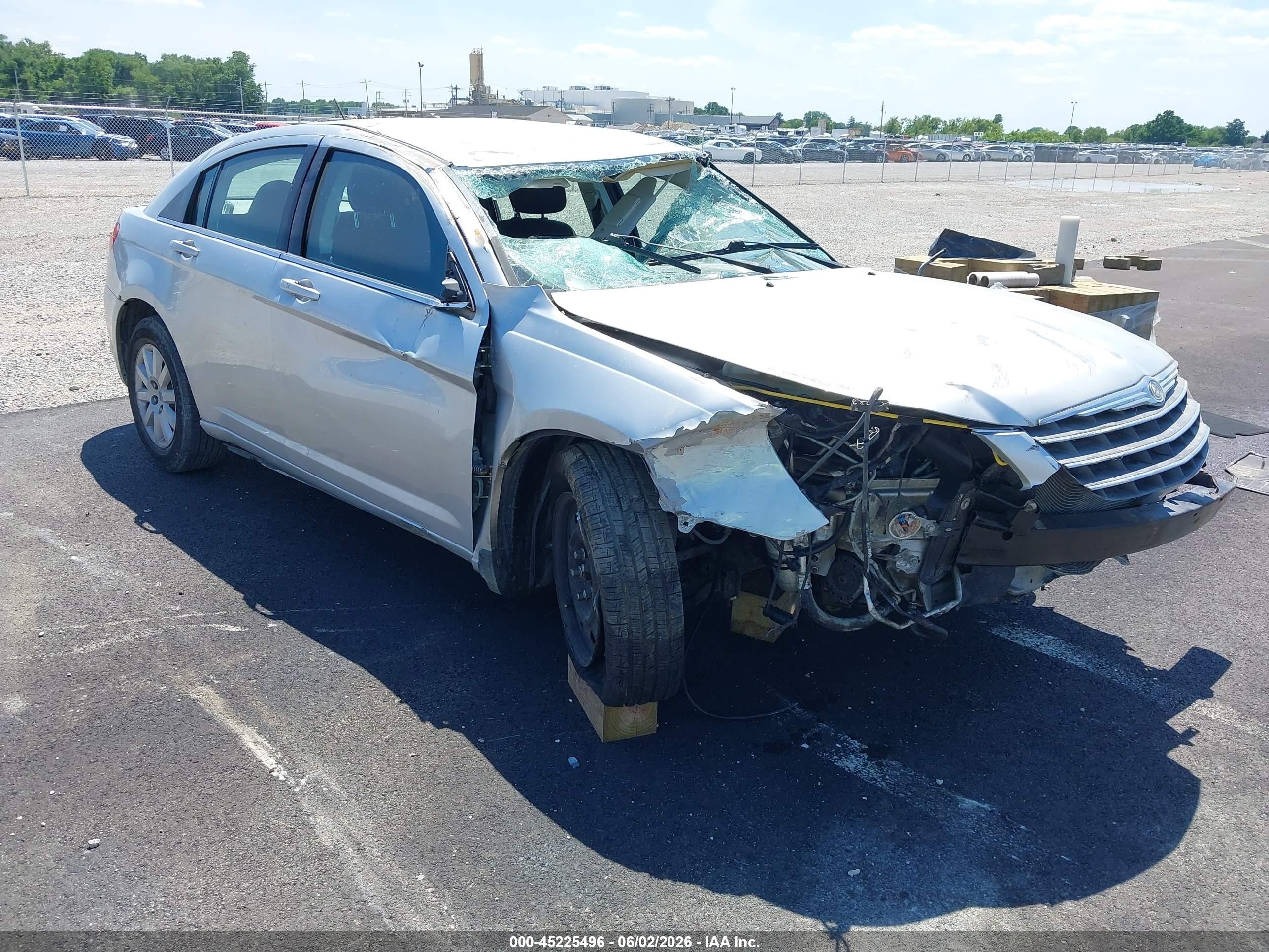 2010 Chrysler Sebring Touring Silver vin: 1C3CC4FBXAN170864