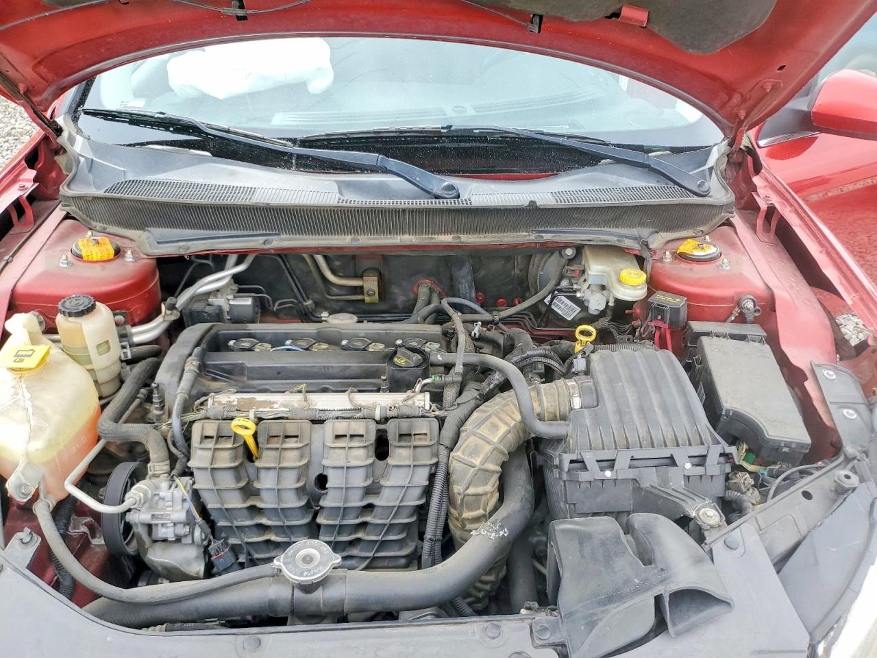 2010 Chrysler Sebring Limited Burgundy vin: 1C3CC5FB2AN163347