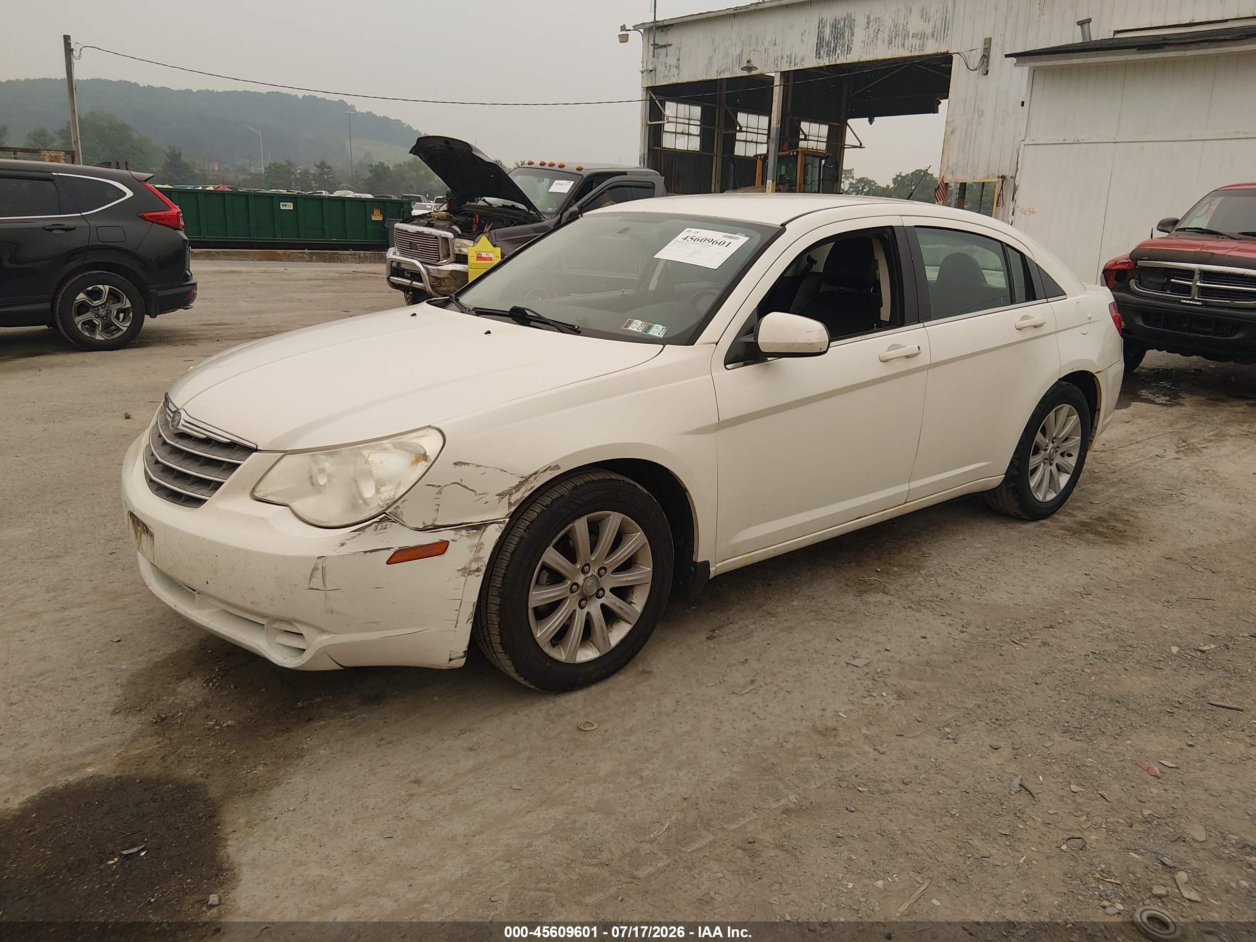 2010 Chrysler Sebring Limited Белый vin: 1C3CC5FB4AN162927