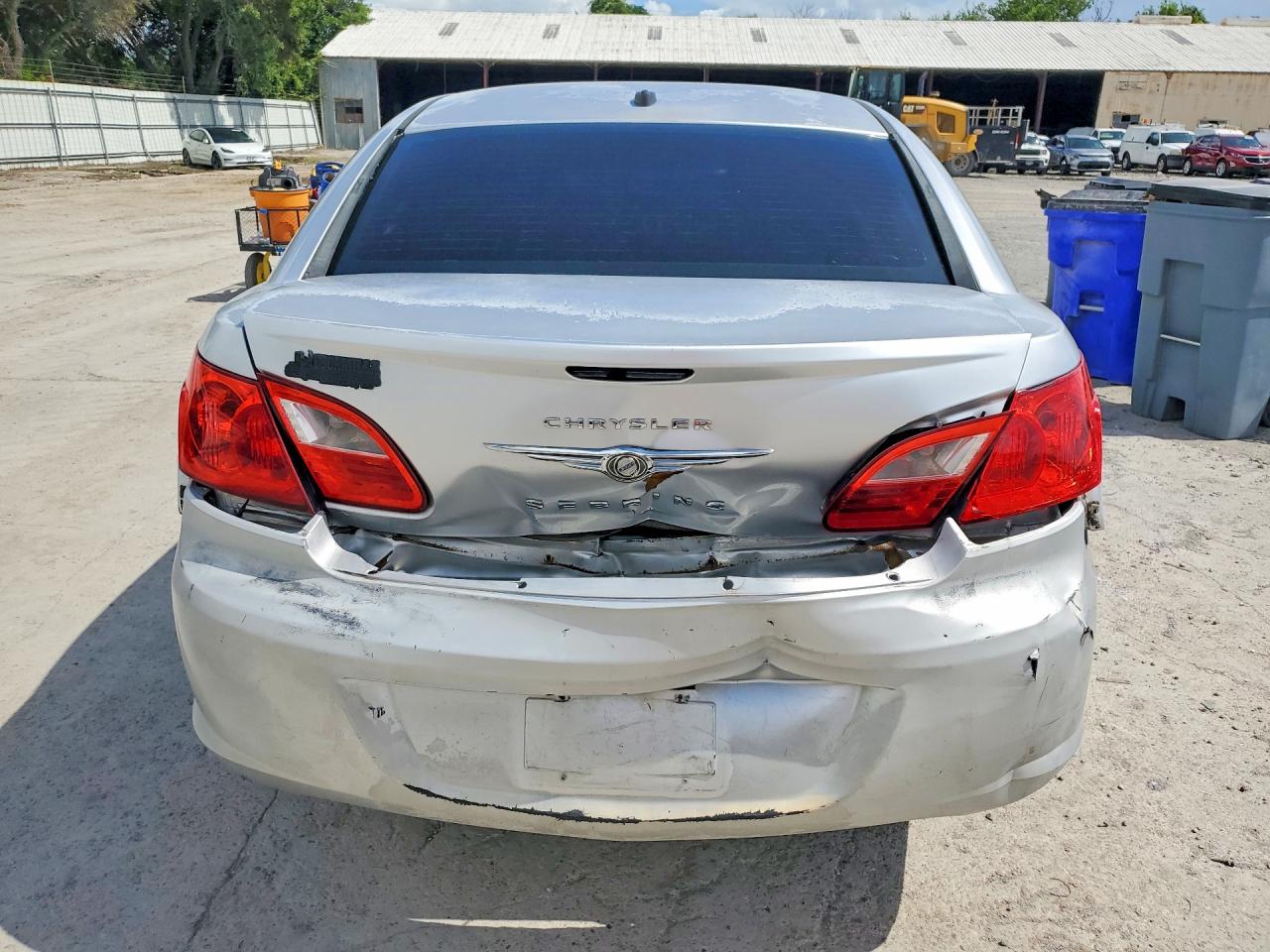 2010 Chrysler Sebring Limited Silver vin: 1C3CC5FB6AN135437
