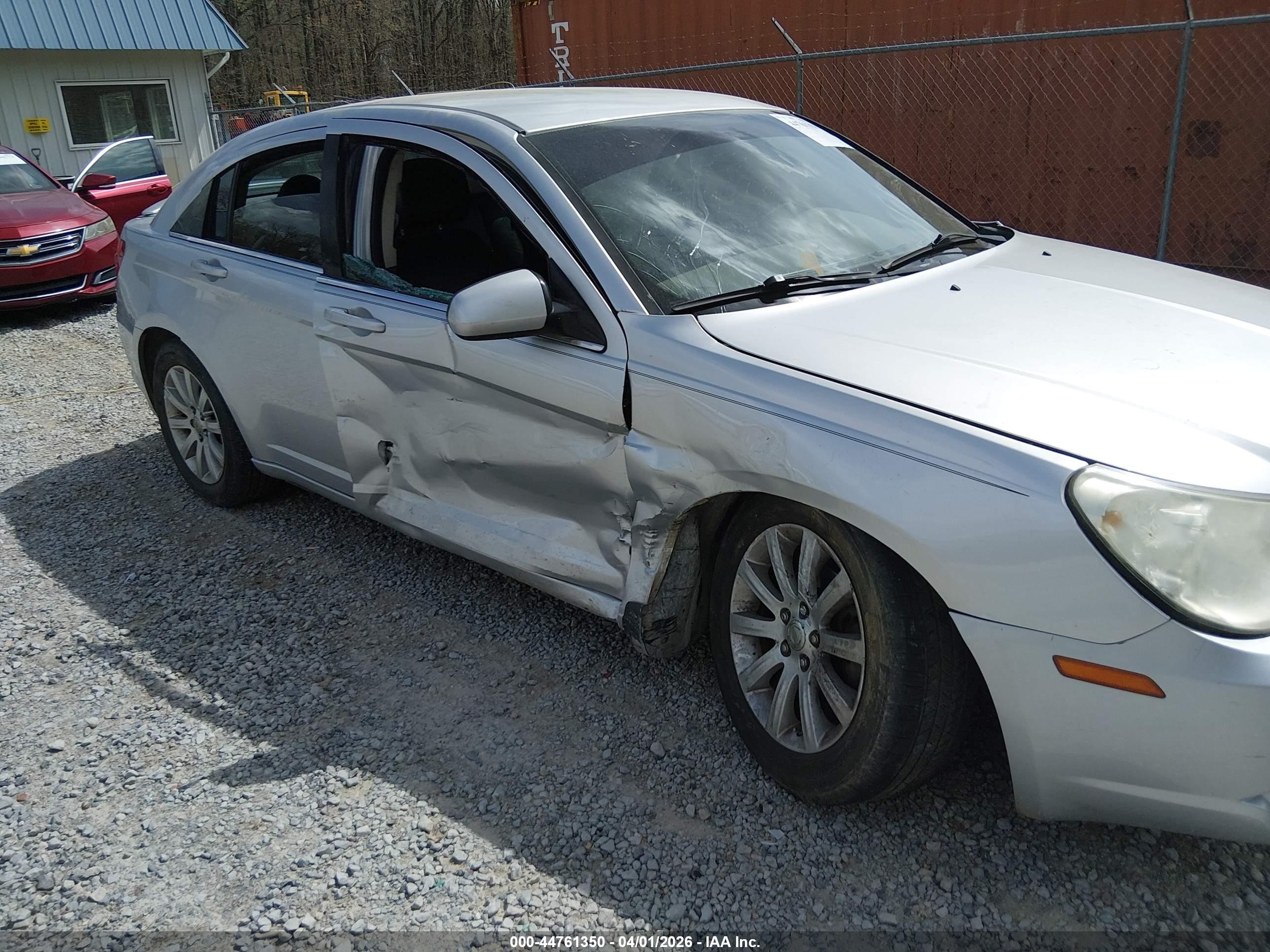 2010 Chrysler Sebring Limited Silver vin: 1C3CC5FB6AN187876