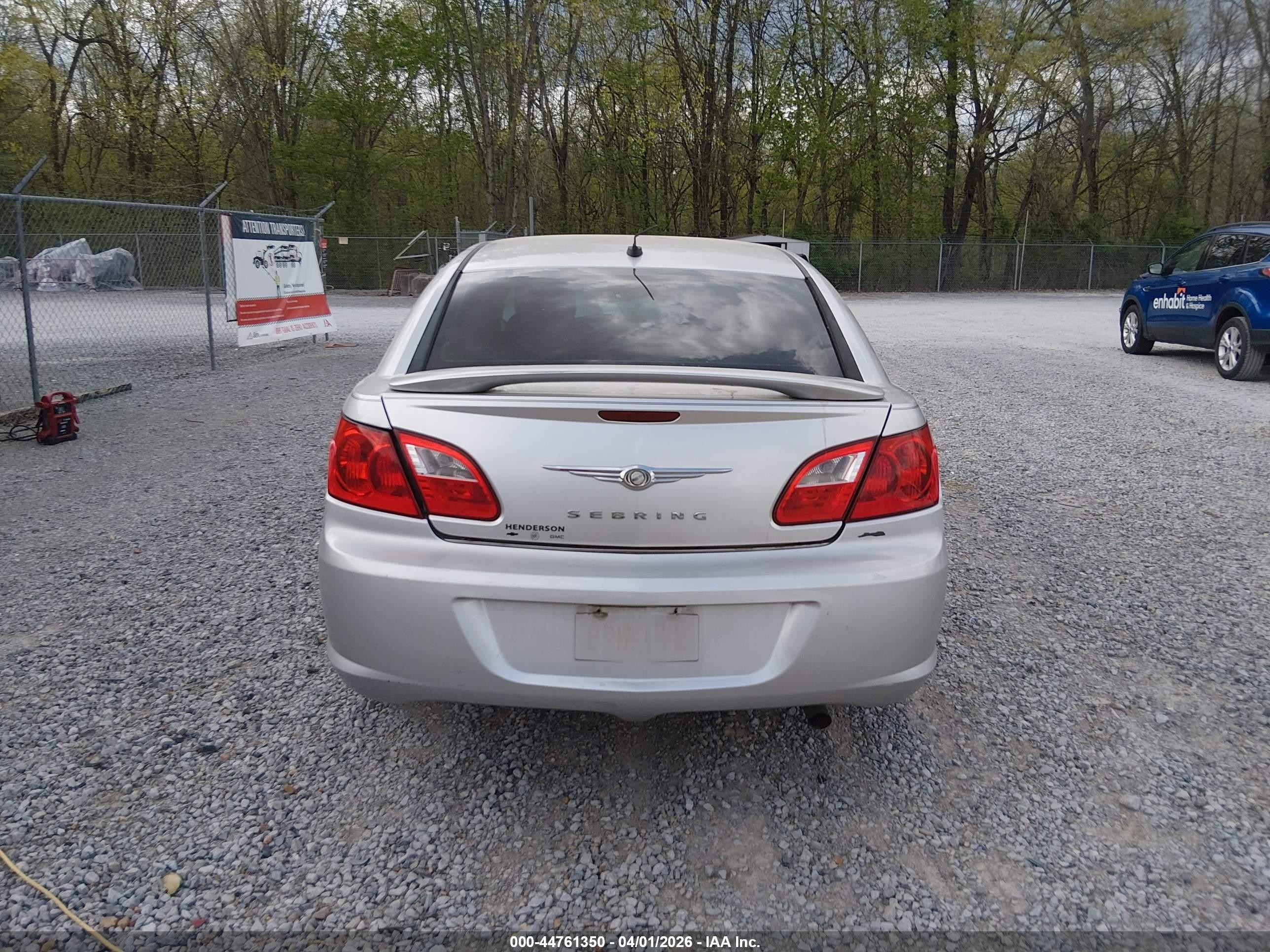 2010 Chrysler Sebring Limited Silver vin: 1C3CC5FB6AN187876