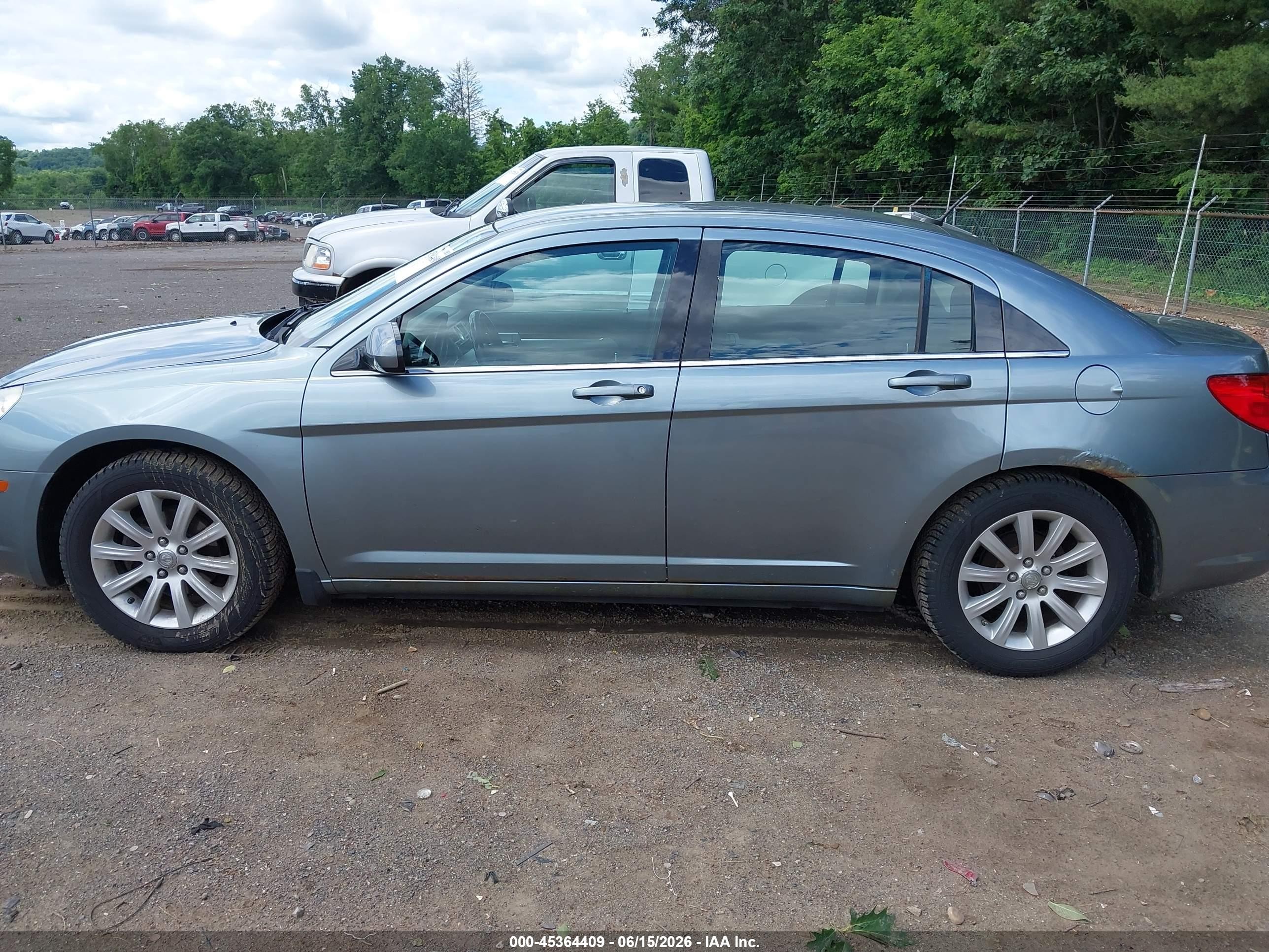 2010 Chrysler Sebring Limited Light Blue vin: 1C3CC5FB7AN205429