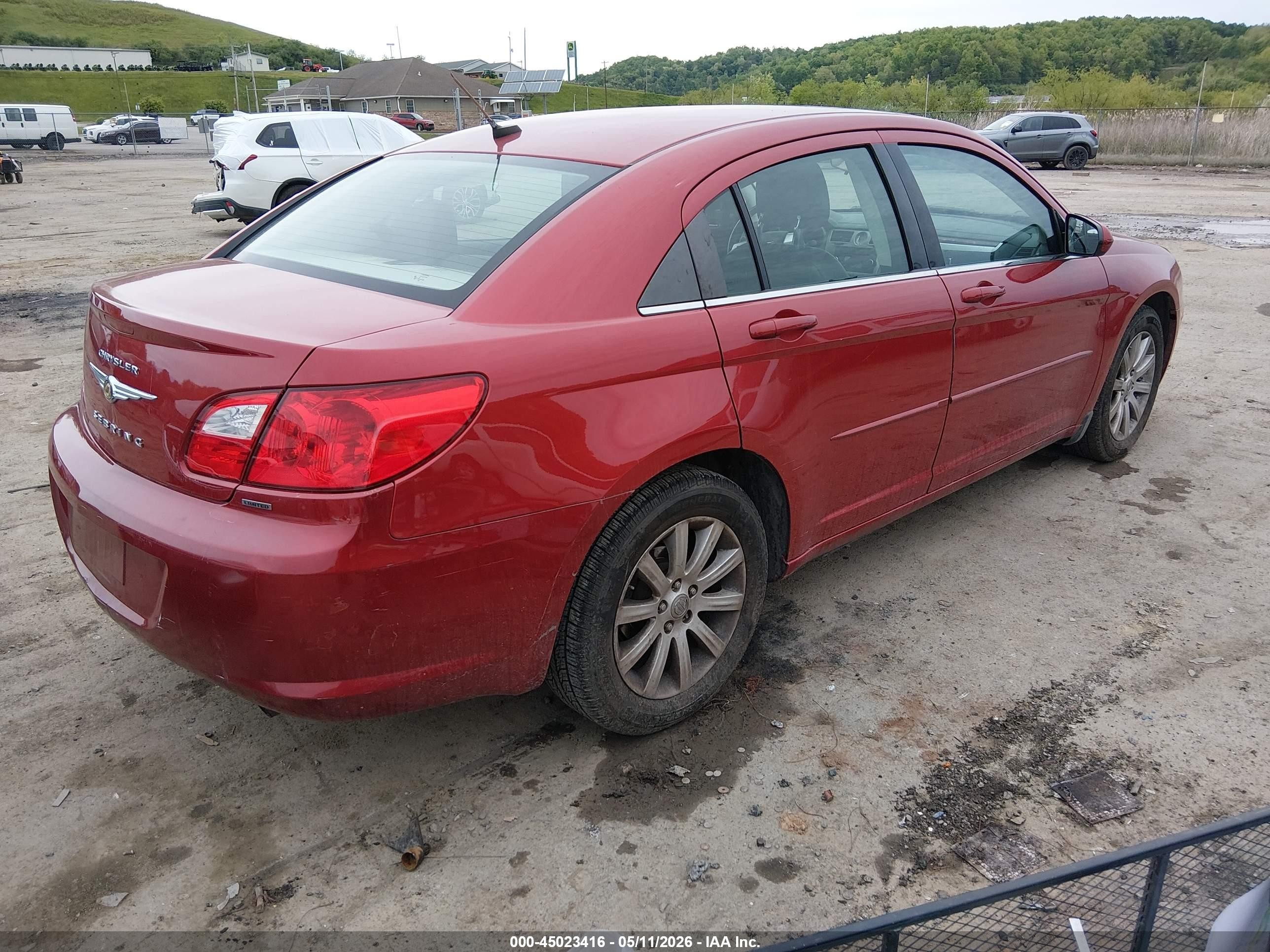 2010 Chrysler Sebring Limited Red vin: 1C3CC5FB9AN166360