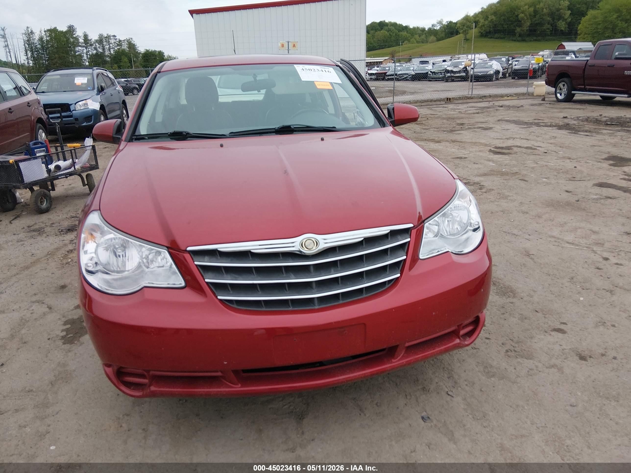 2010 Chrysler Sebring Limited Red vin: 1C3CC5FB9AN166360