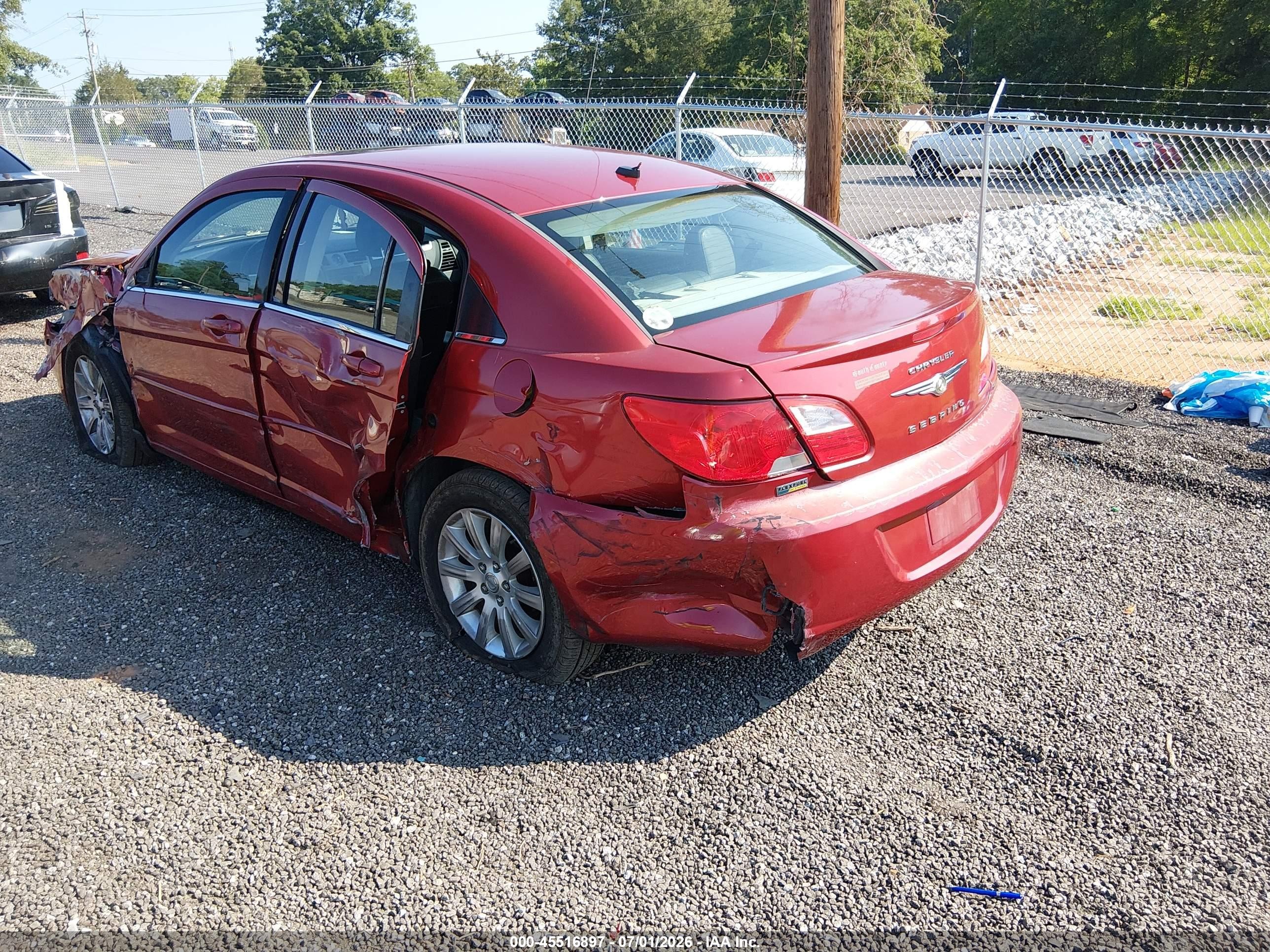 2010 Chrysler Sebring Limited Red vin: 1C3CC5FD3AN134702