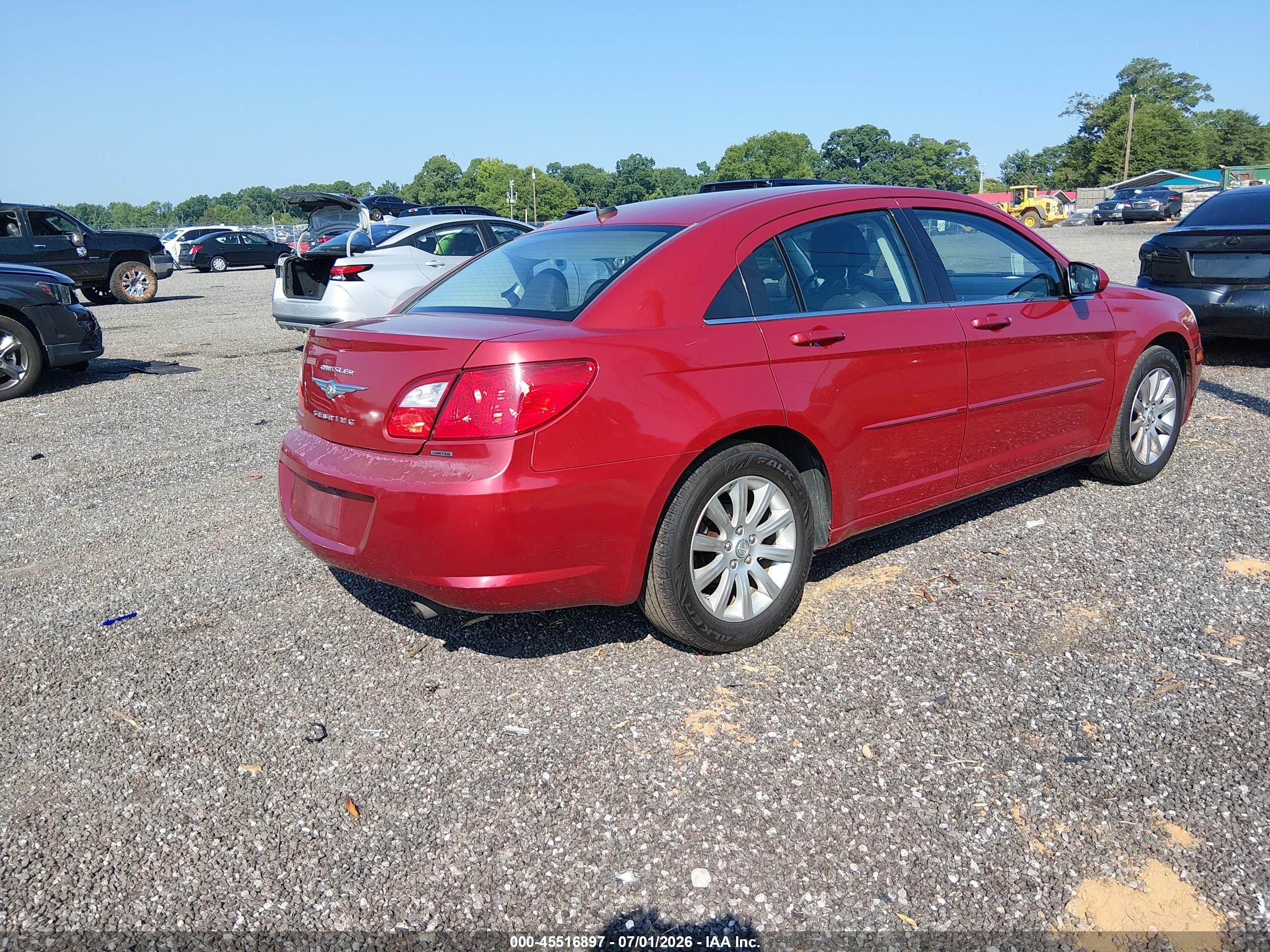 2010 Chrysler Sebring Limited Red vin: 1C3CC5FD3AN134702