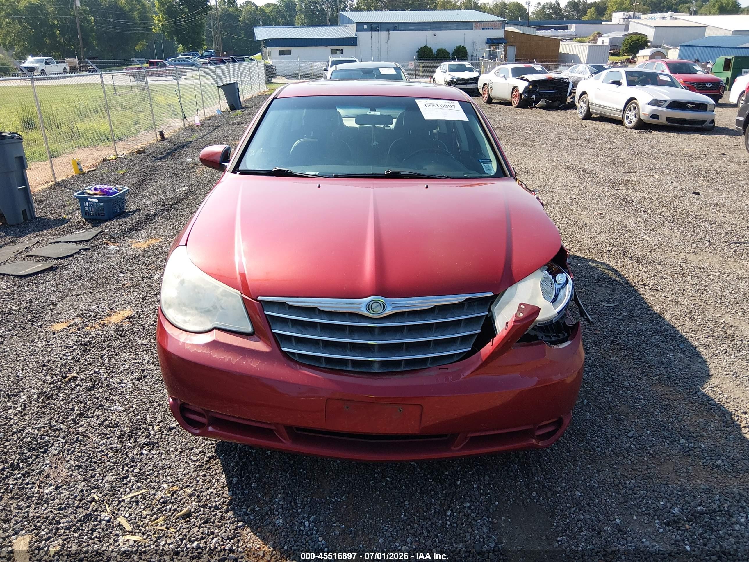 2010 Chrysler Sebring Limited Red vin: 1C3CC5FD3AN134702