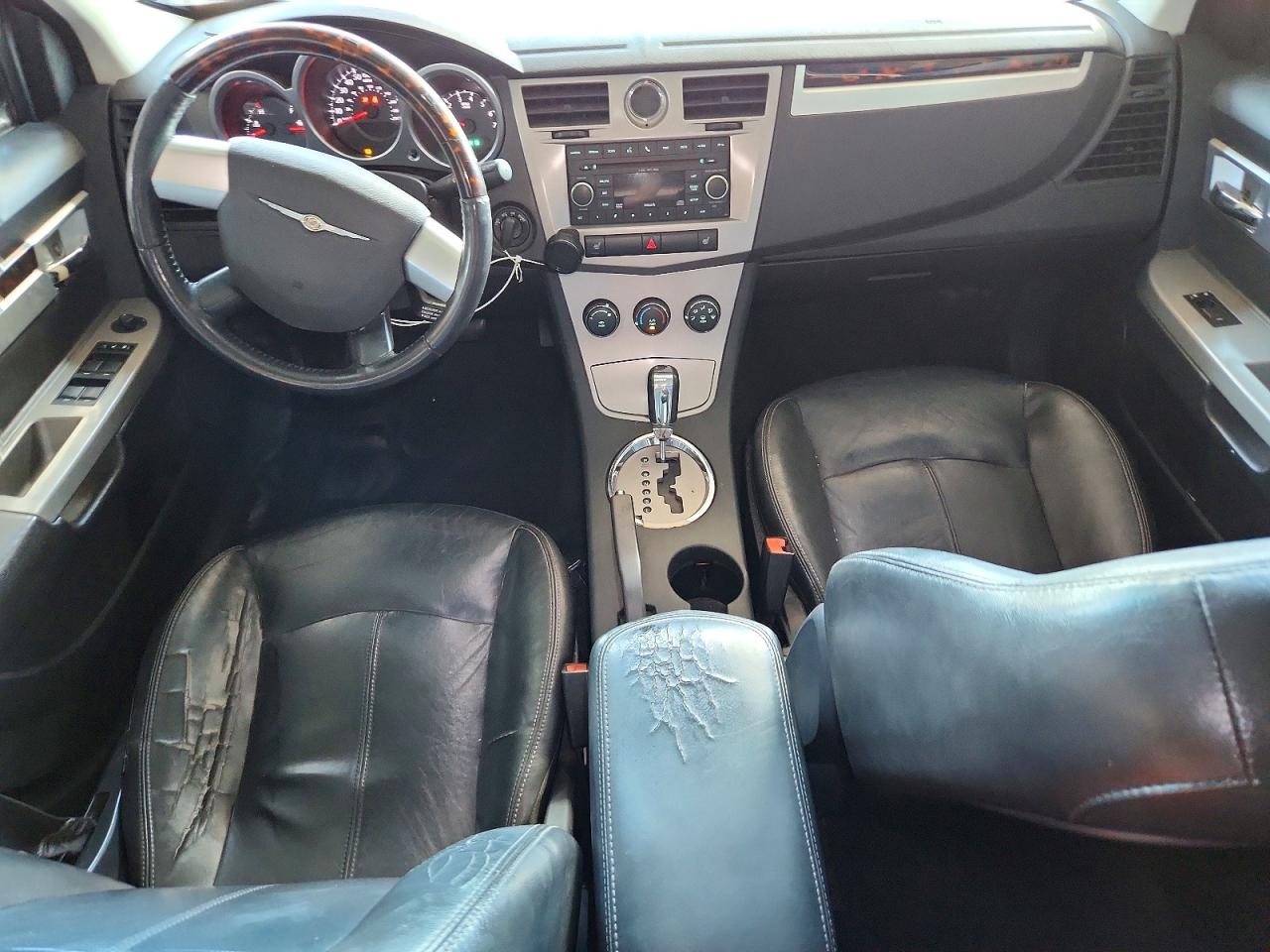 2010 Chrysler Sebring Limited Silver vin: 1C3CC5FD5AN190818
