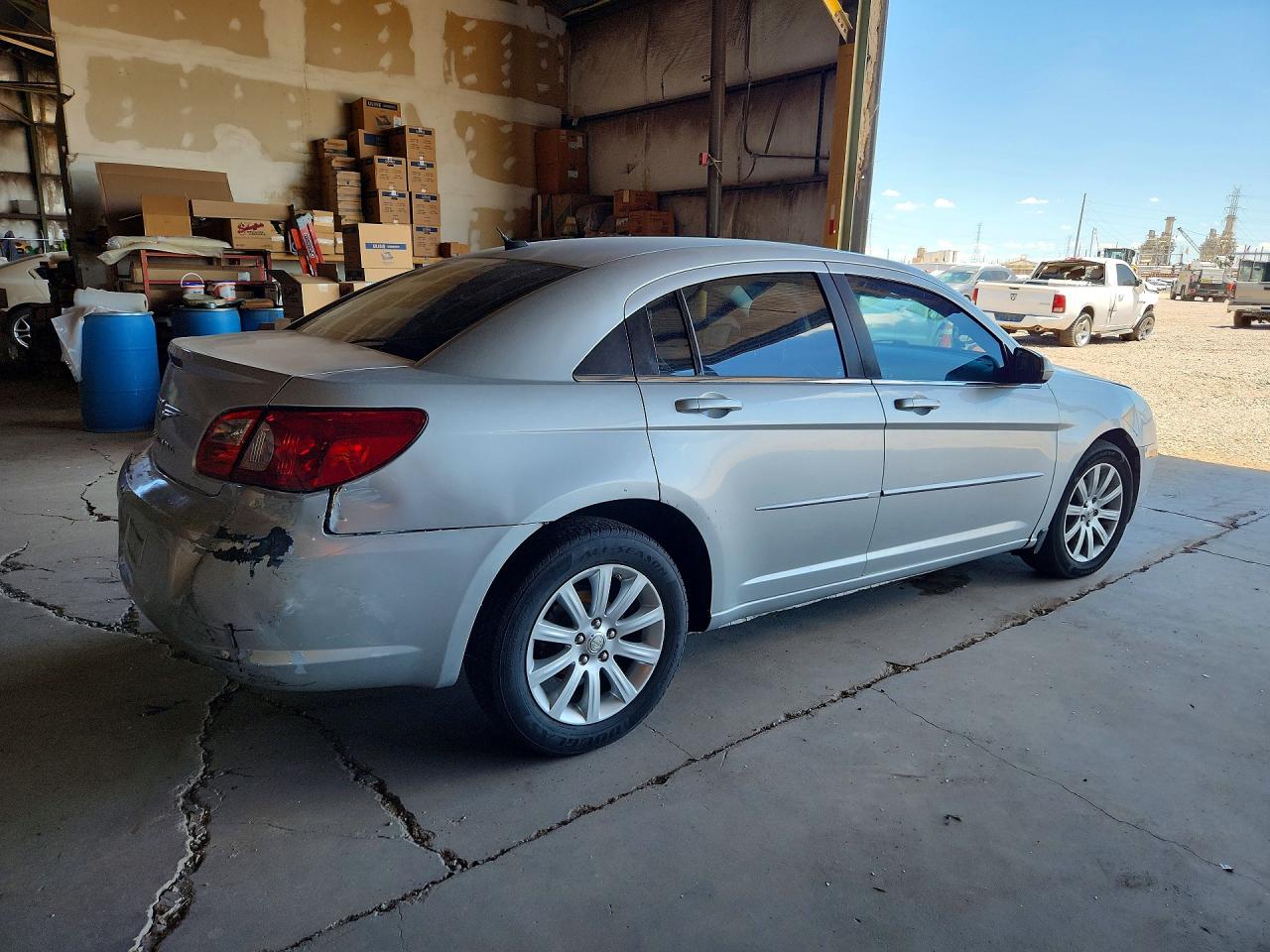 2010 Chrysler Sebring Limited Silver vin: 1C3CC5FD5AN190818