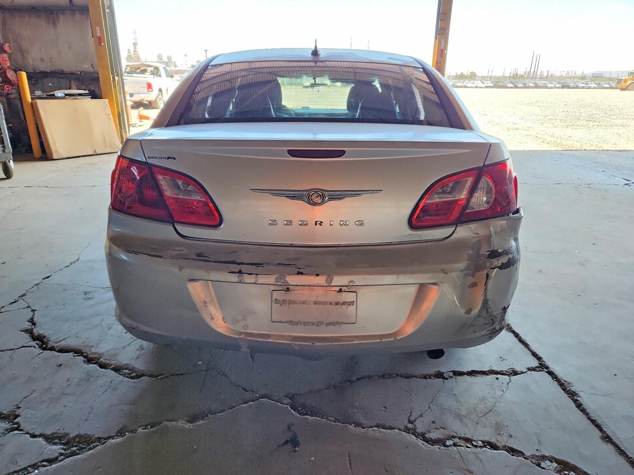2010 Chrysler Sebring Limited Silver vin: 1C3CC5FD5AN190818