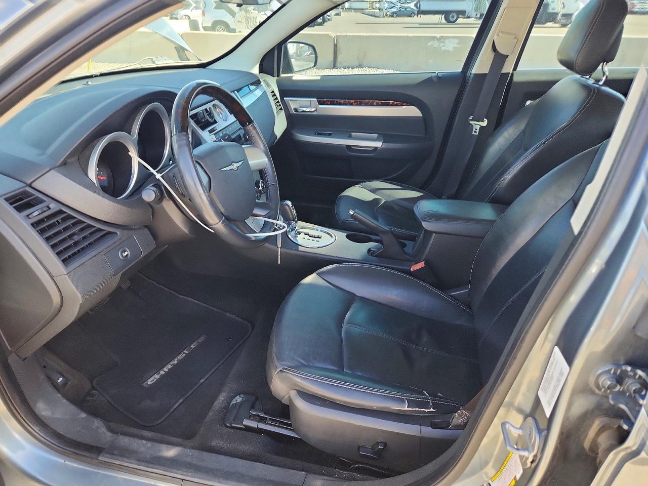 2010 Chrysler Sebring Limited Silver vin: 1C3CC5FV4AN231111
