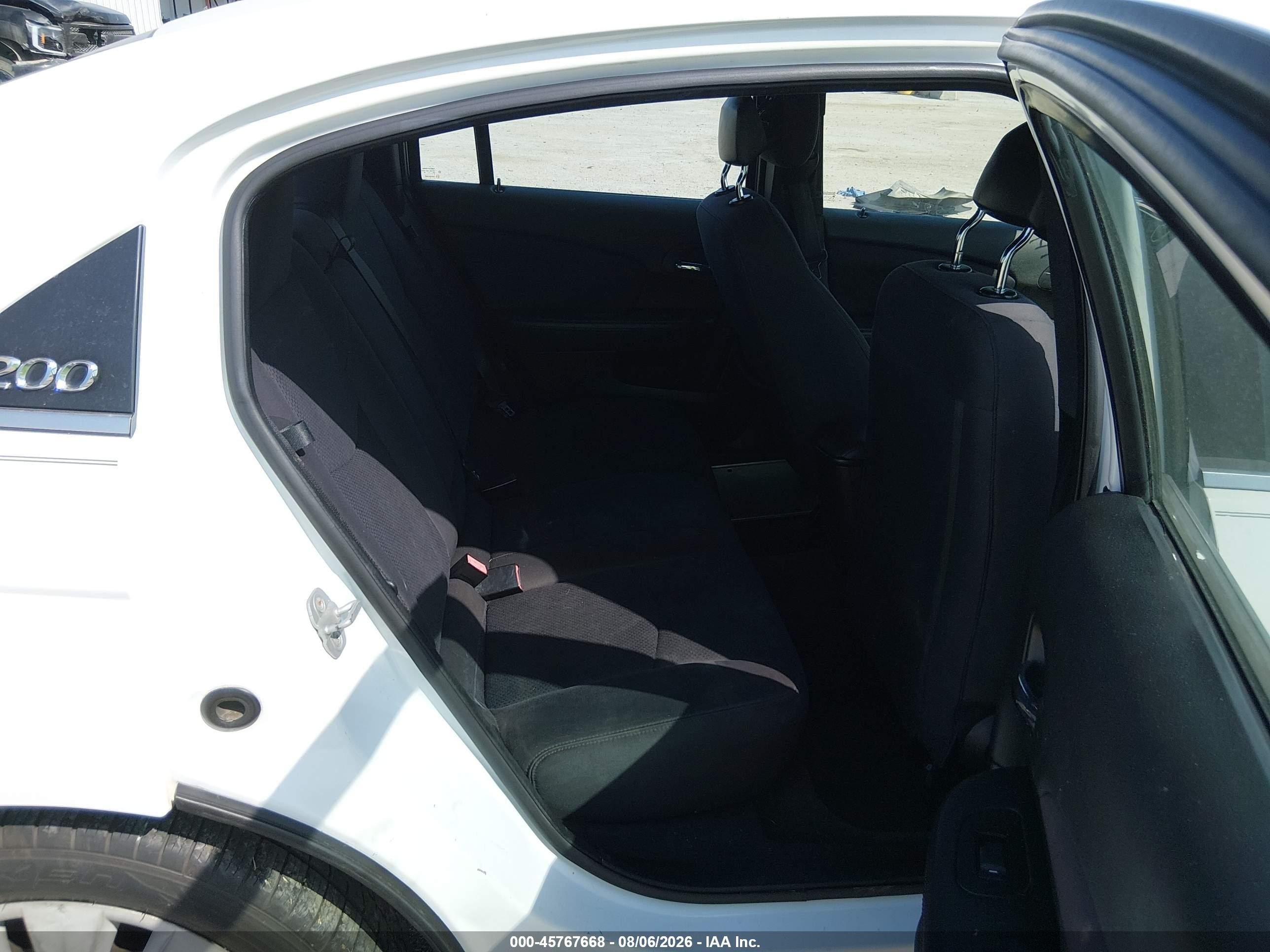 2012 Chrysler 200 Lx White vin: 1C3CCBAB0CN281888