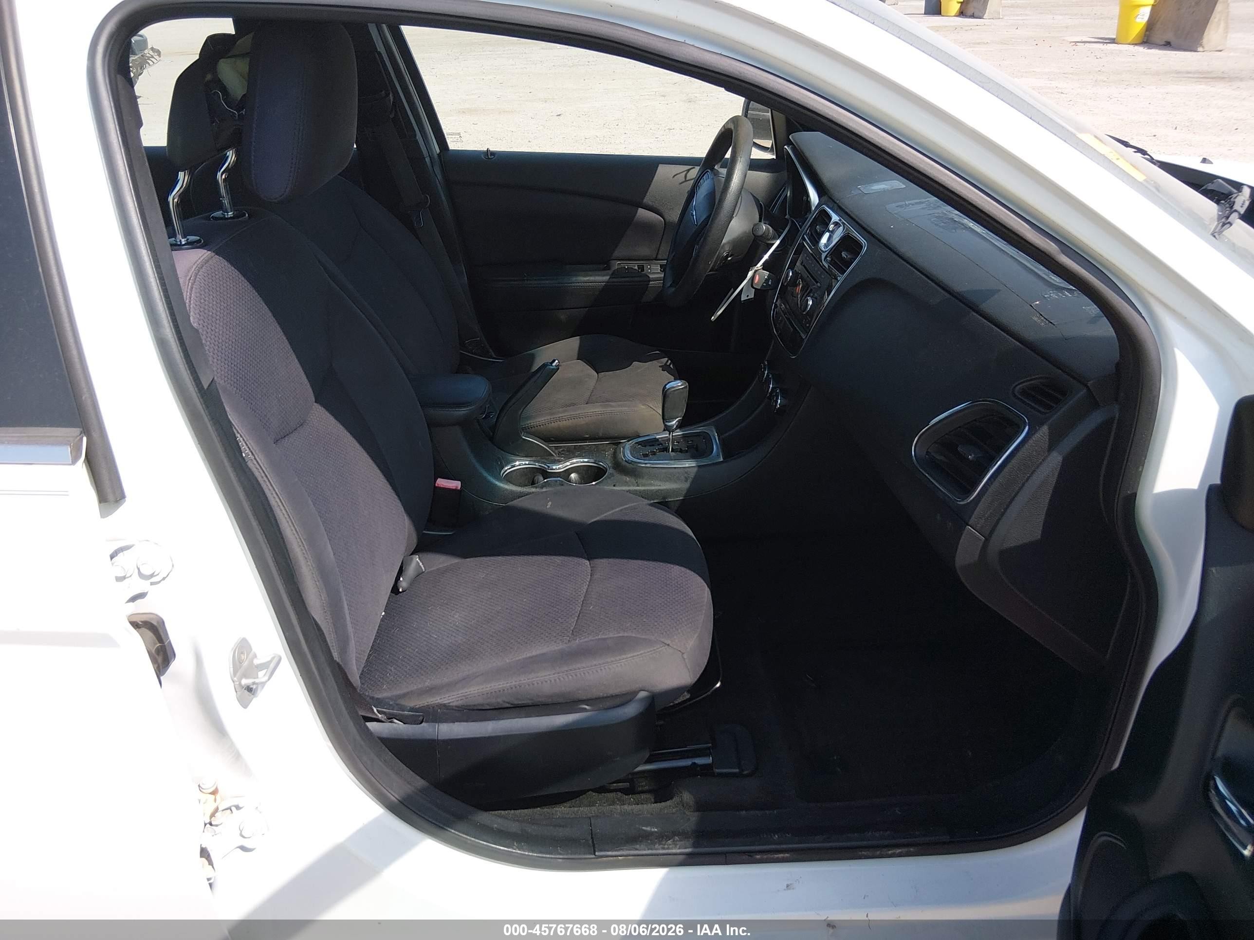 2012 Chrysler 200 Lx White vin: 1C3CCBAB0CN281888