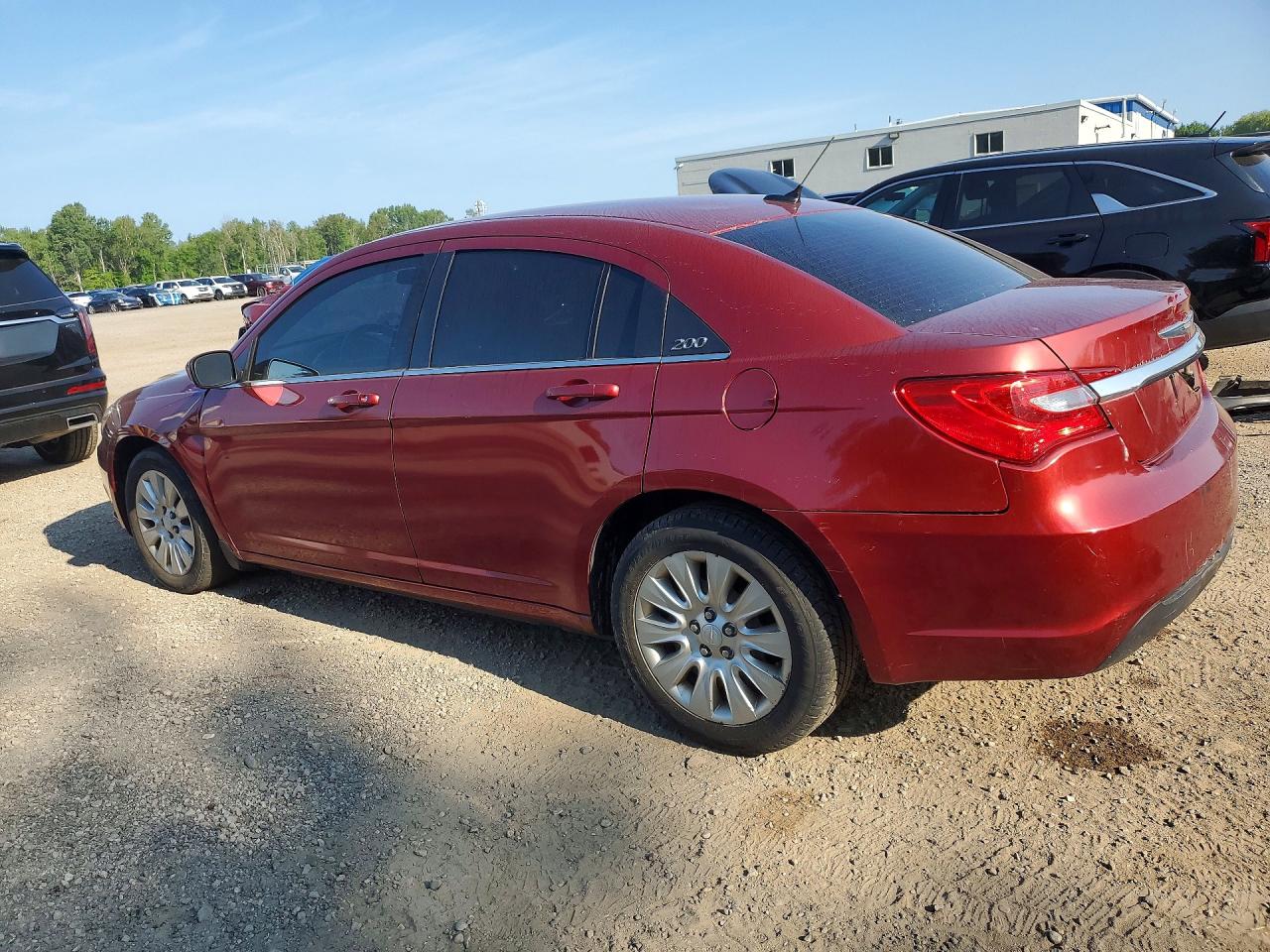 2013 Chrysler 200 Lx Красный vin: 1C3CCBAB0DN524472