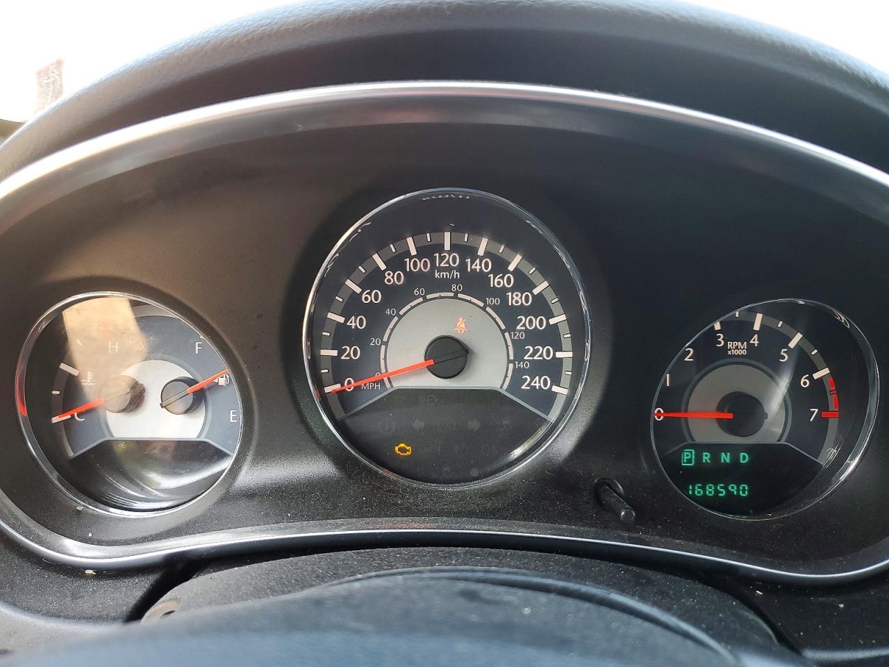 2013 Chrysler 200 Lx Красный vin: 1C3CCBAB0DN524472