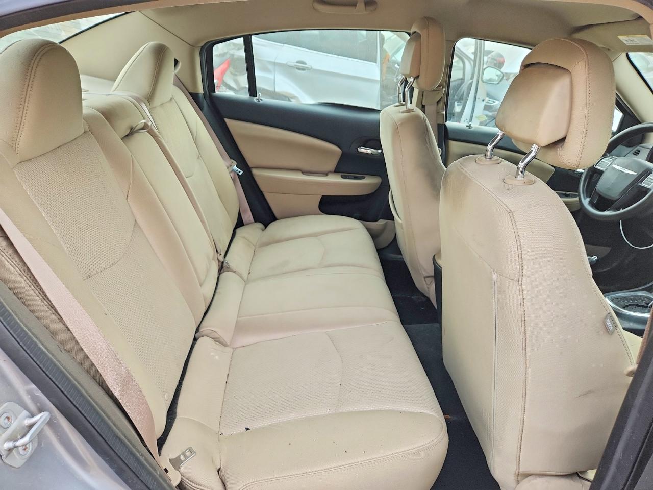 2014 Chrysler 200 Lx Silver vin: 1C3CCBAB0EN122128