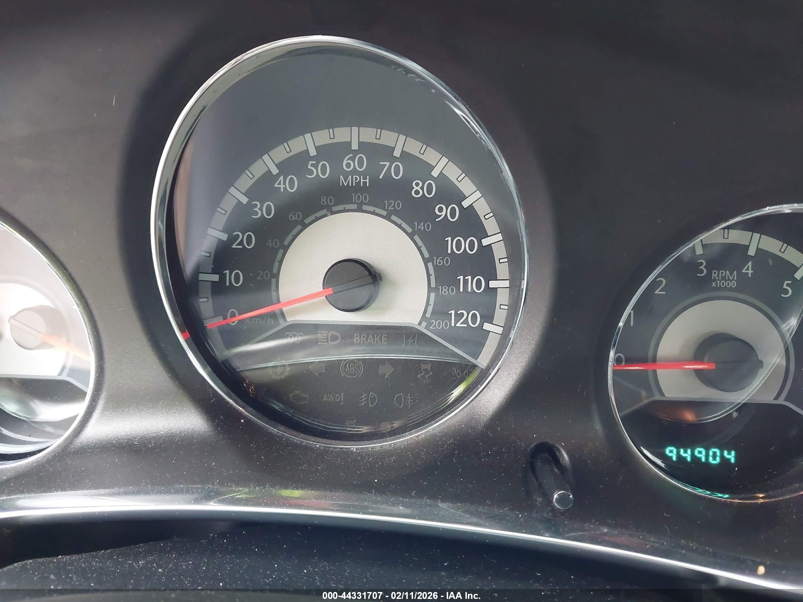 2014 Chrysler 200 Lx Серебряный vin: 1C3CCBAB0EN124624