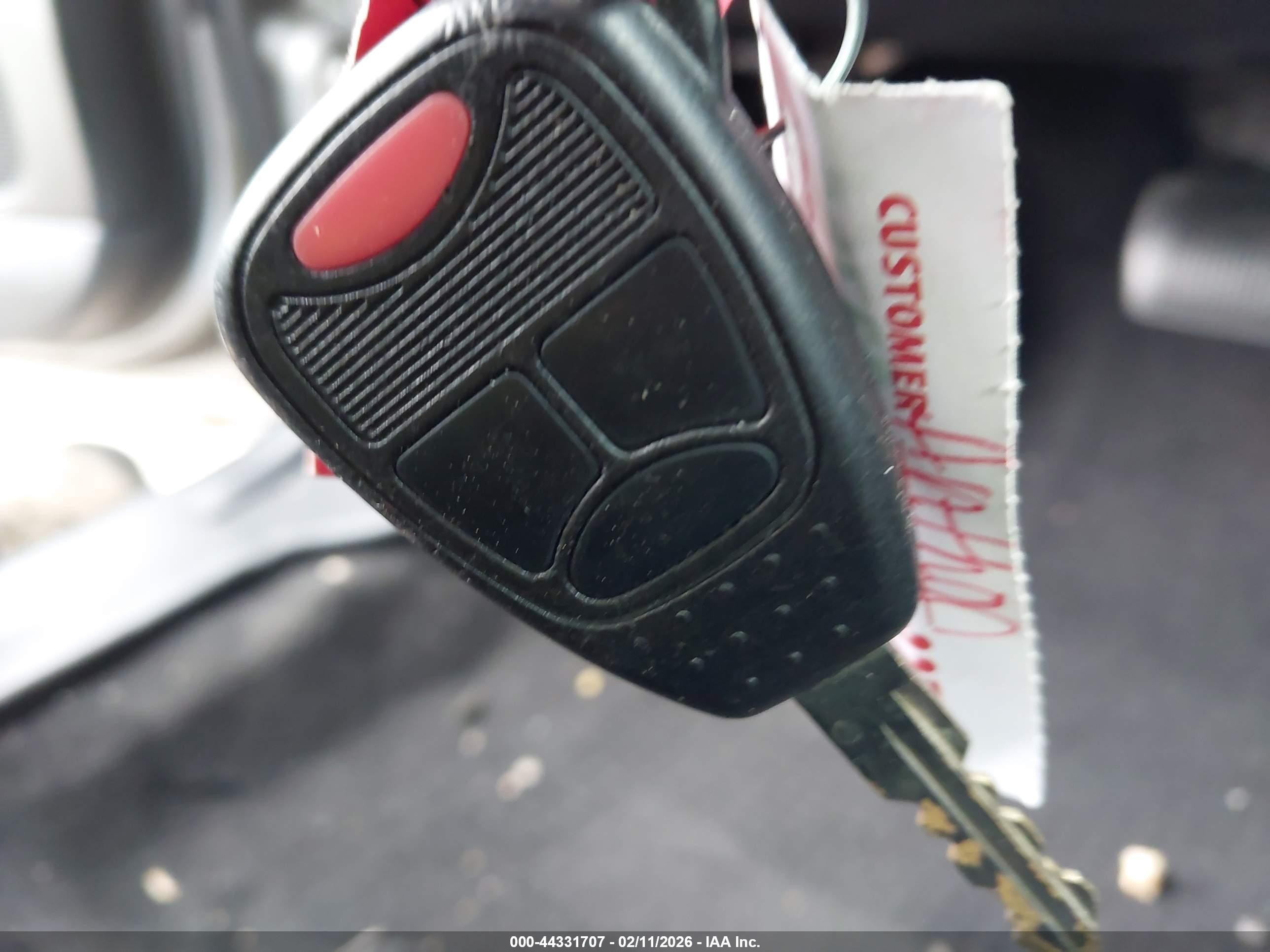 2014 Chrysler 200 Lx Серебряный vin: 1C3CCBAB0EN124624