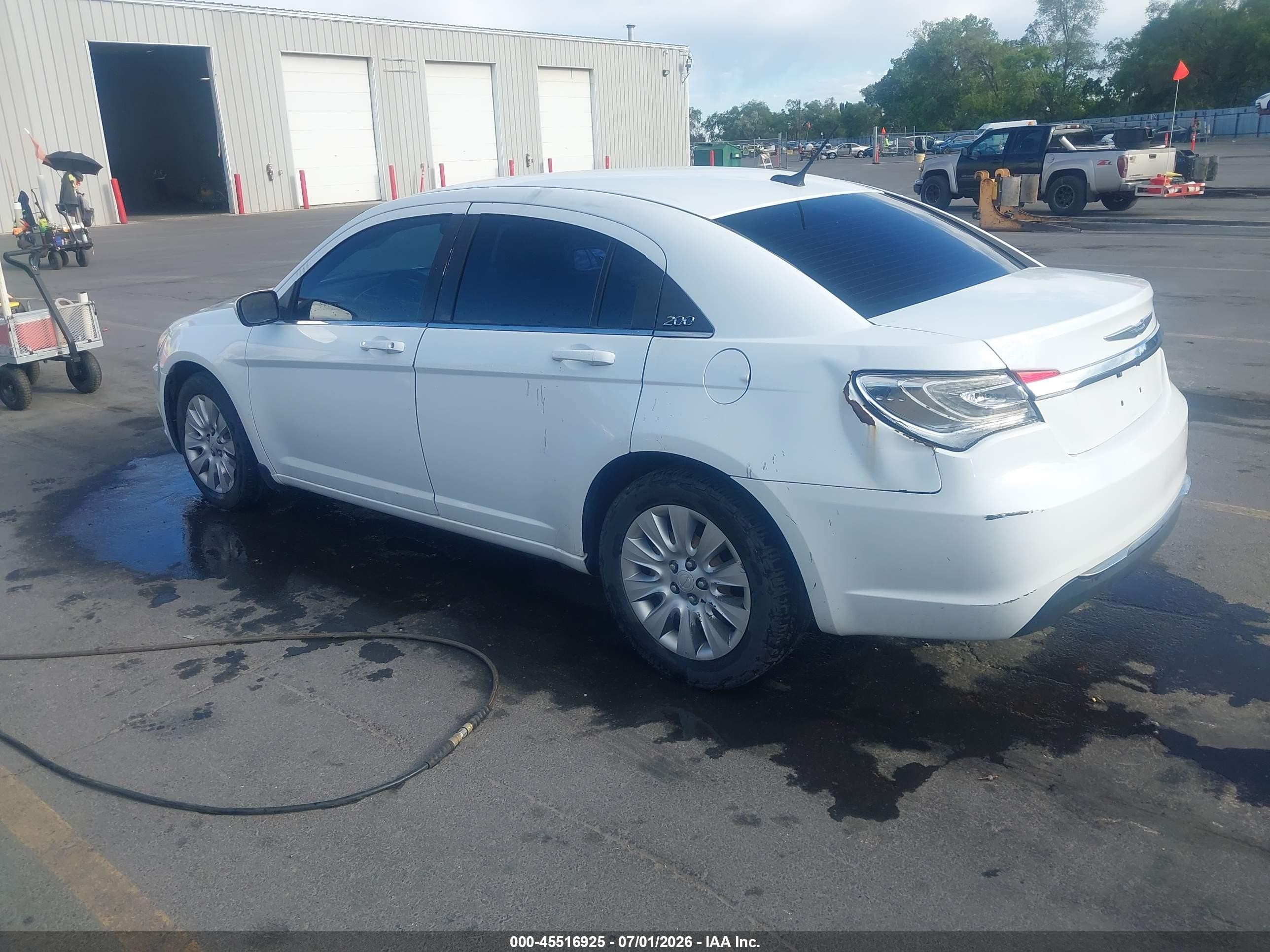 2014 Chrysler 200 Lx White vin: 1C3CCBAB0EN205140