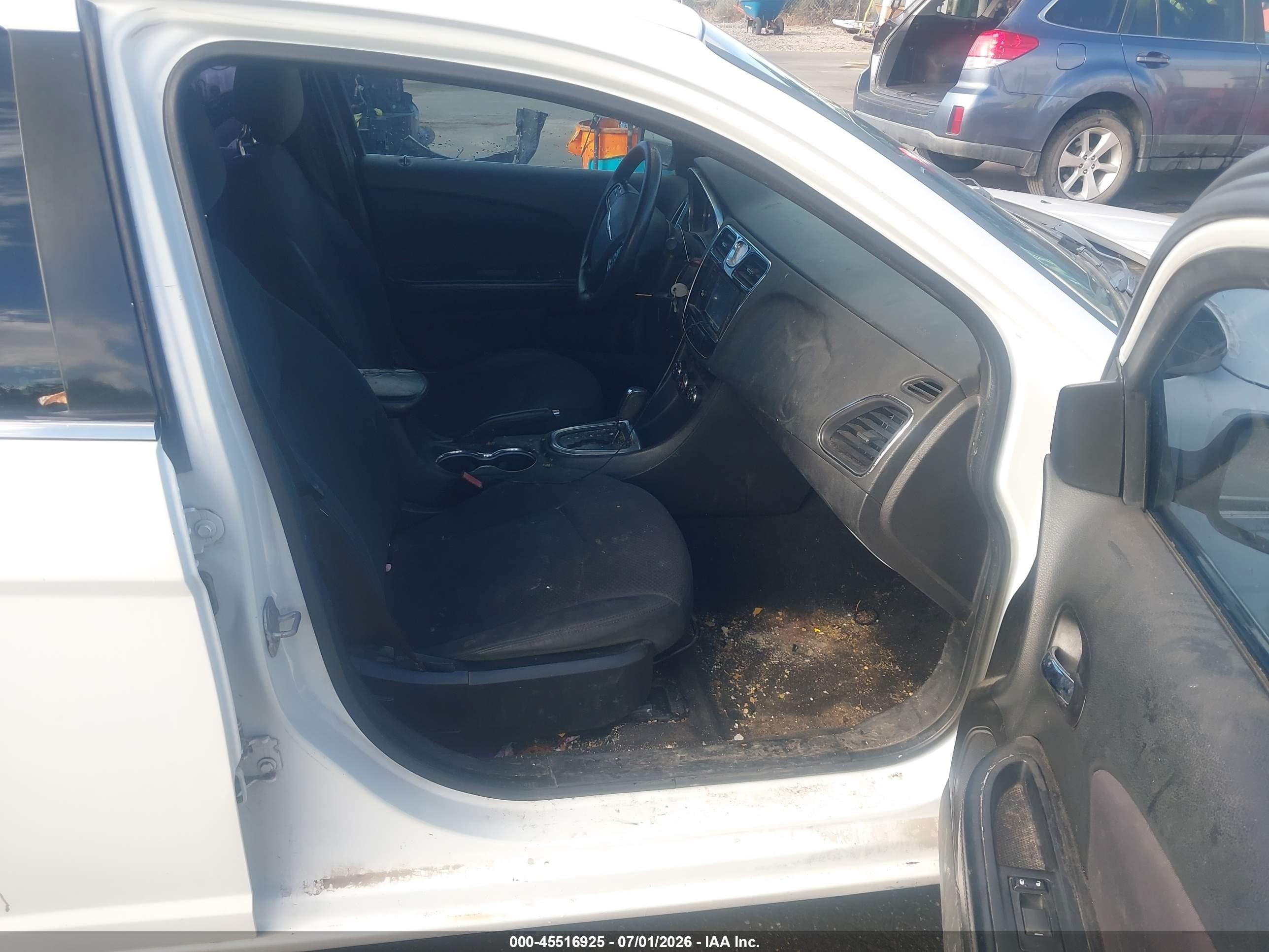 2014 Chrysler 200 Lx White vin: 1C3CCBAB0EN205140