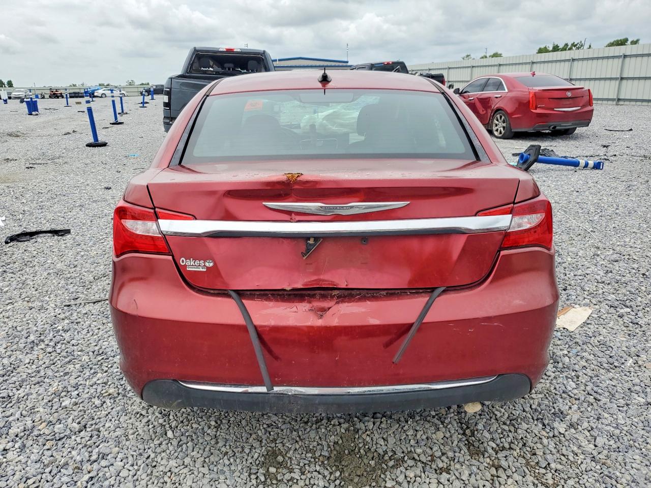 2014 Chrysler 200 Lx Red vin: 1C3CCBAB0EN238462