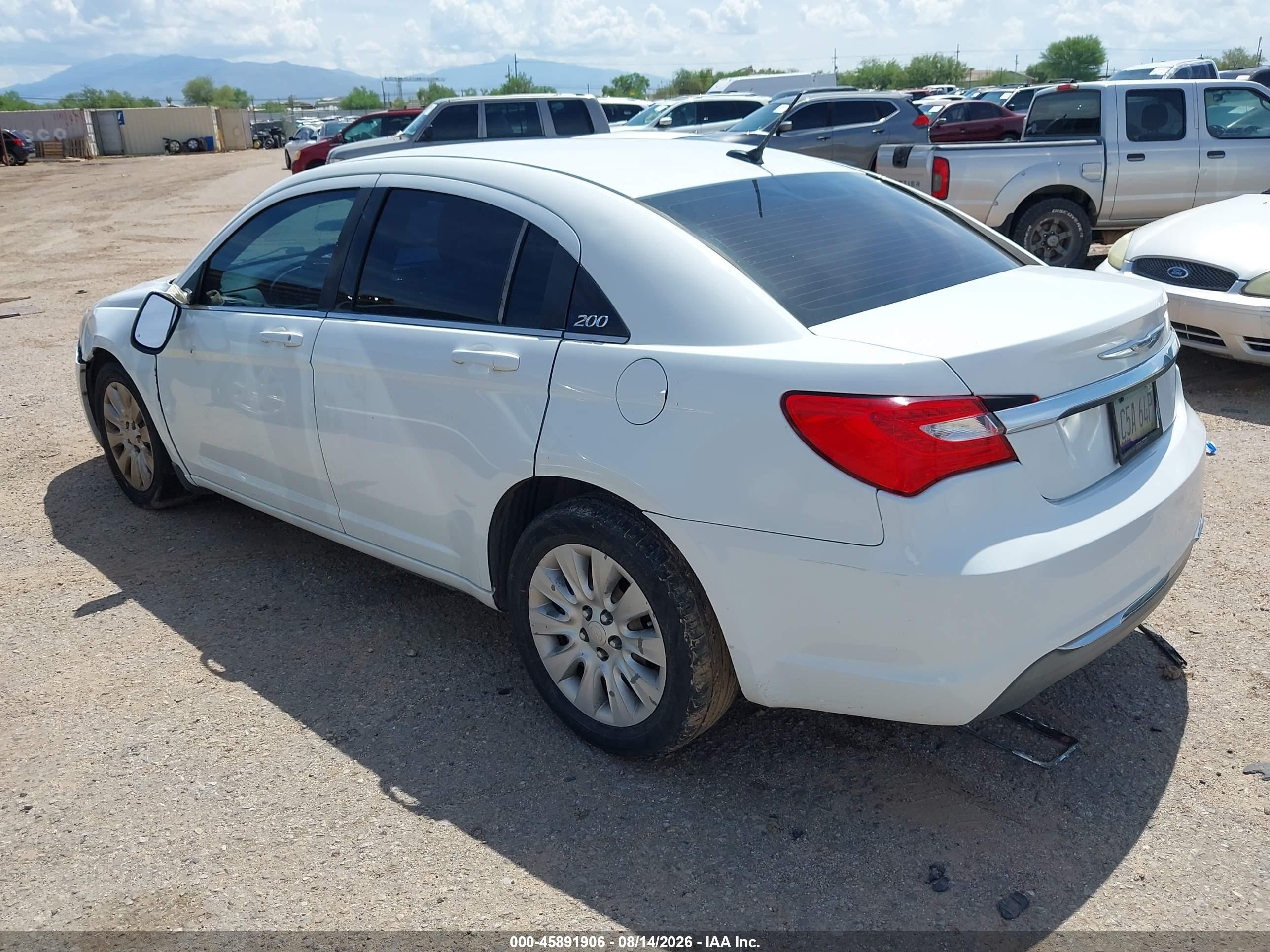 2013 Chrysler 200 Lx White vin: 1C3CCBAB1DN647164