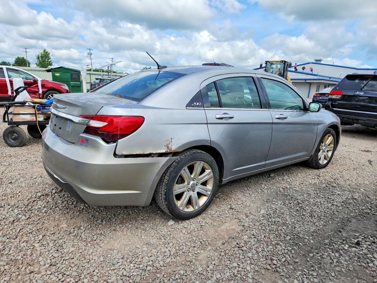 2013 Chrysler 200 Lx Silver vin: 1C3CCBAB1DN670086