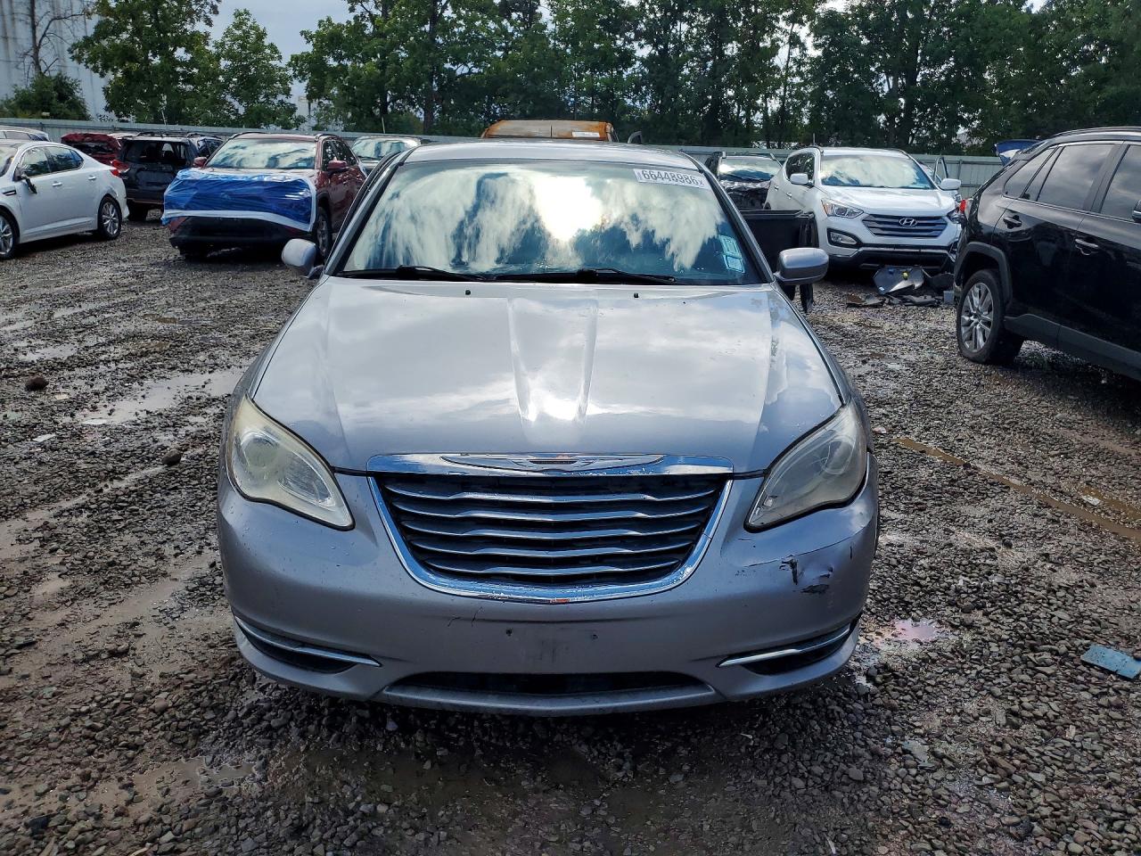 2013 Chrysler 200 Lx Silver vin: 1C3CCBAB1DN686532