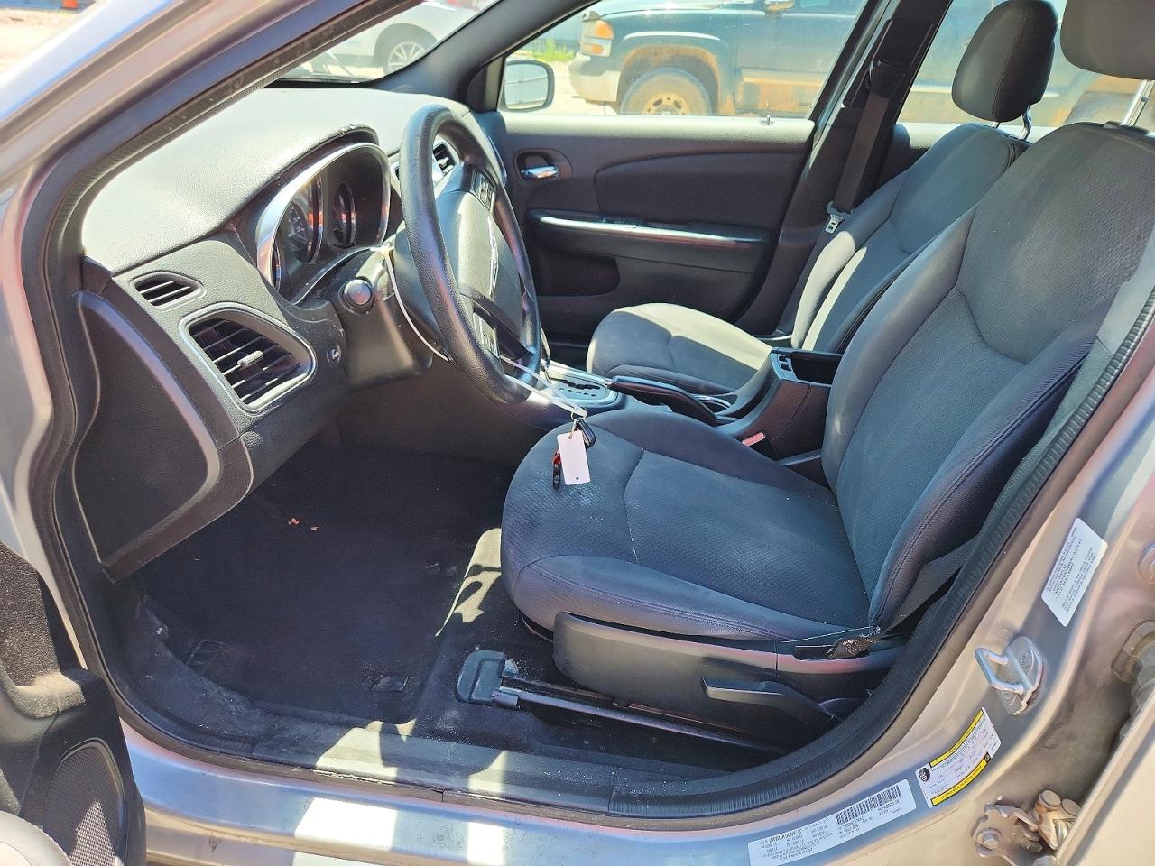 2013 Chrysler 200 Lx Silver vin: 1C3CCBAB1DN736412