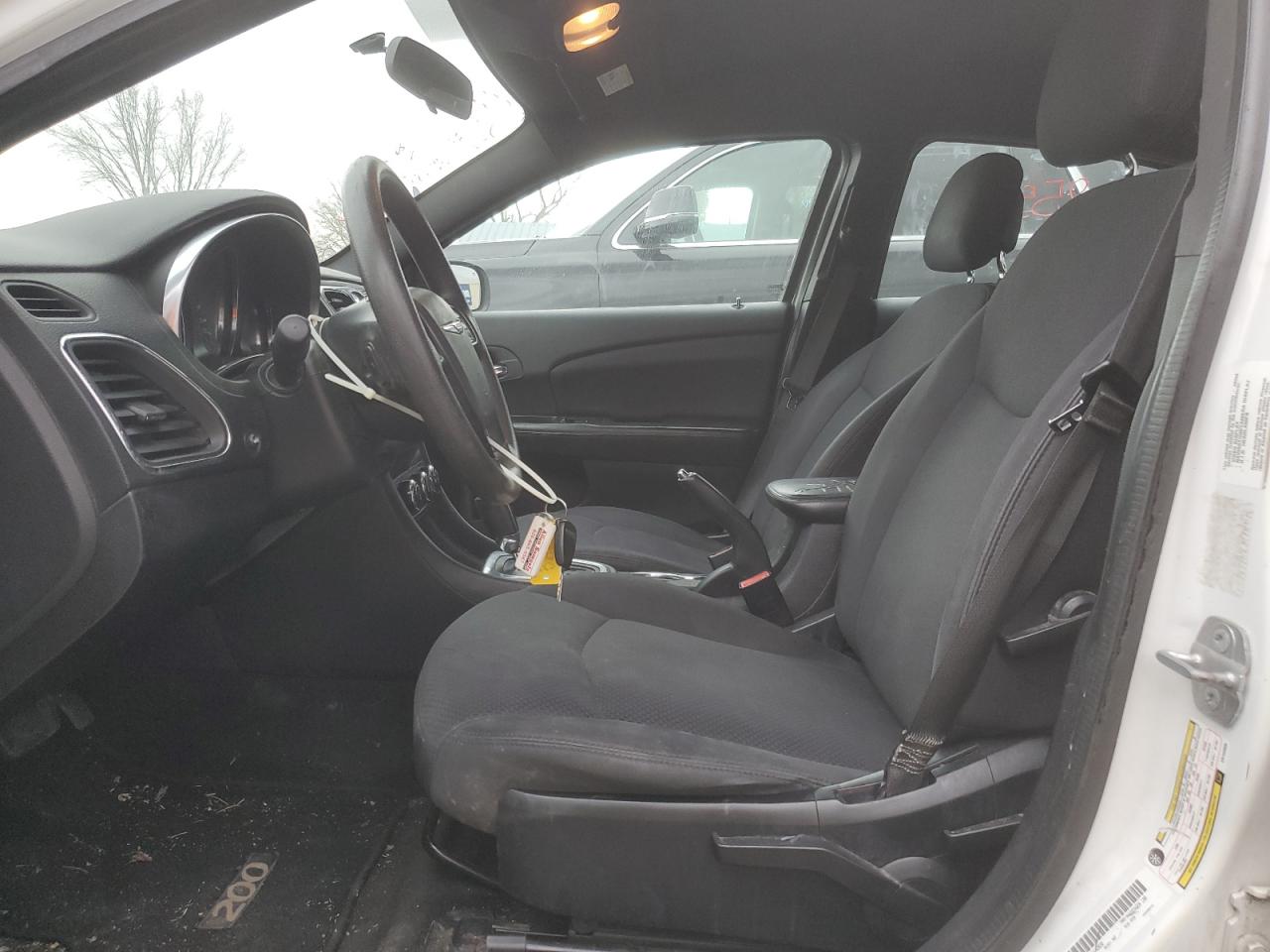 2014 Chrysler 200 Lx White vin: 1C3CCBAB1EN142839